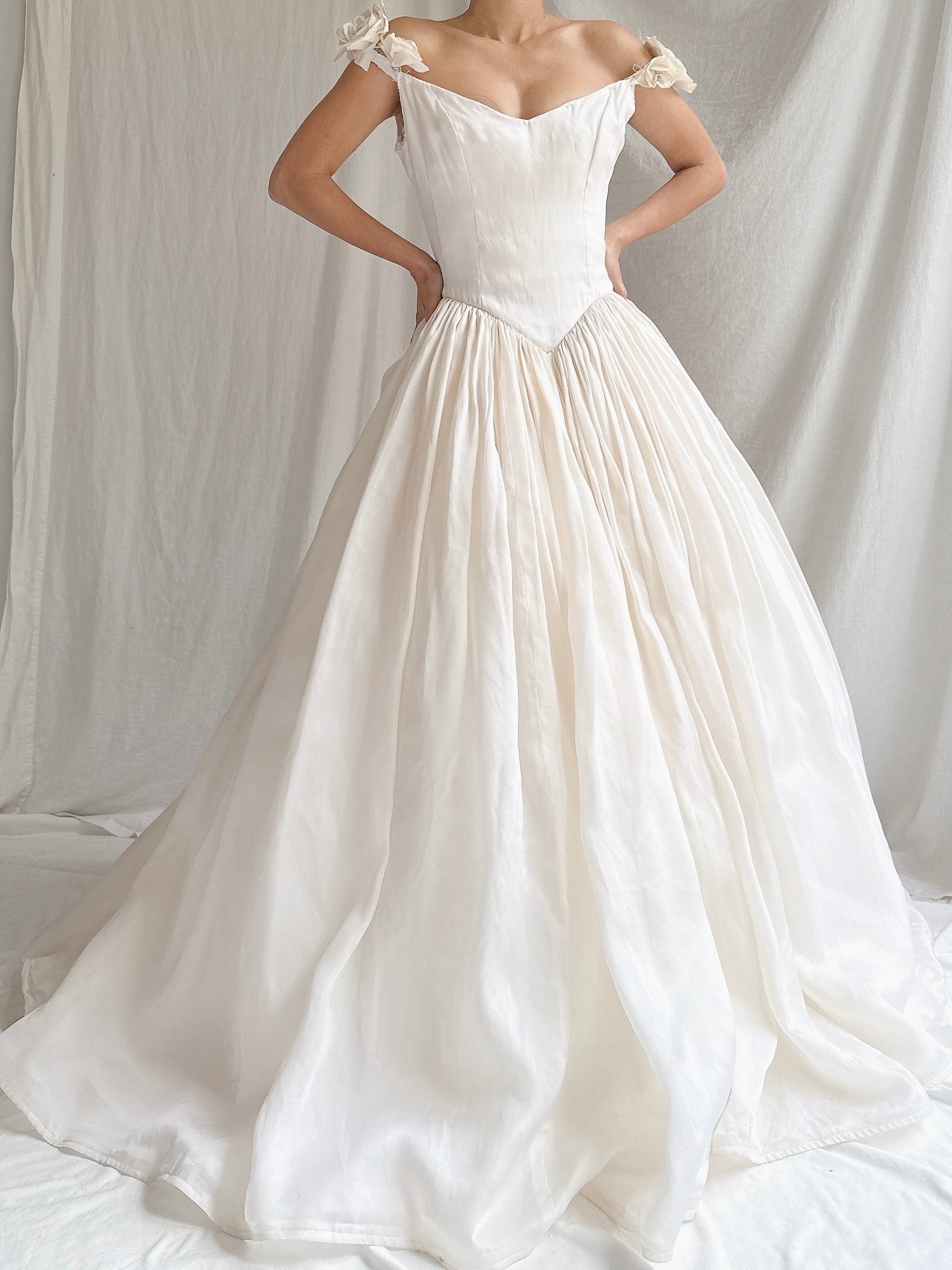 Vintage Silk Organza Off-the-Shoulder Gown - XS/2