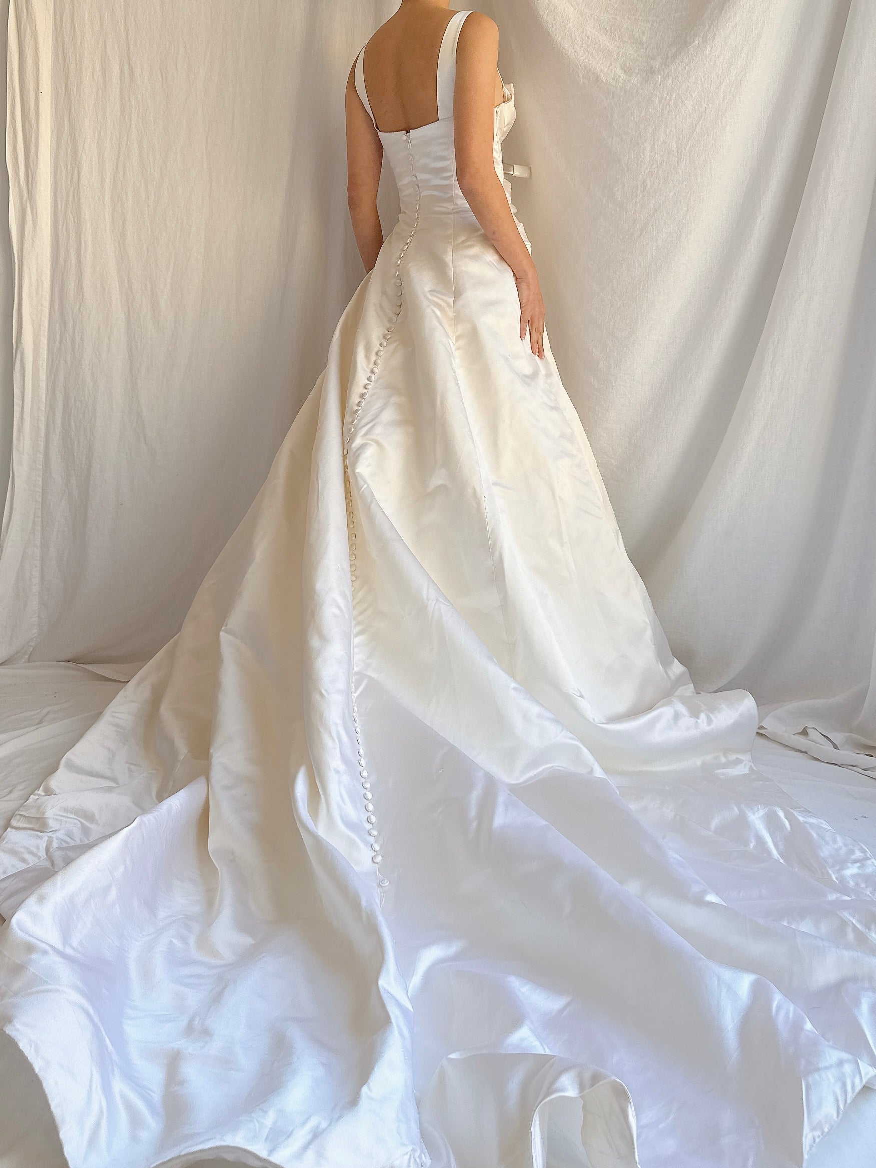 Vintage Silk Vera Wang Gown - L/US 12/14