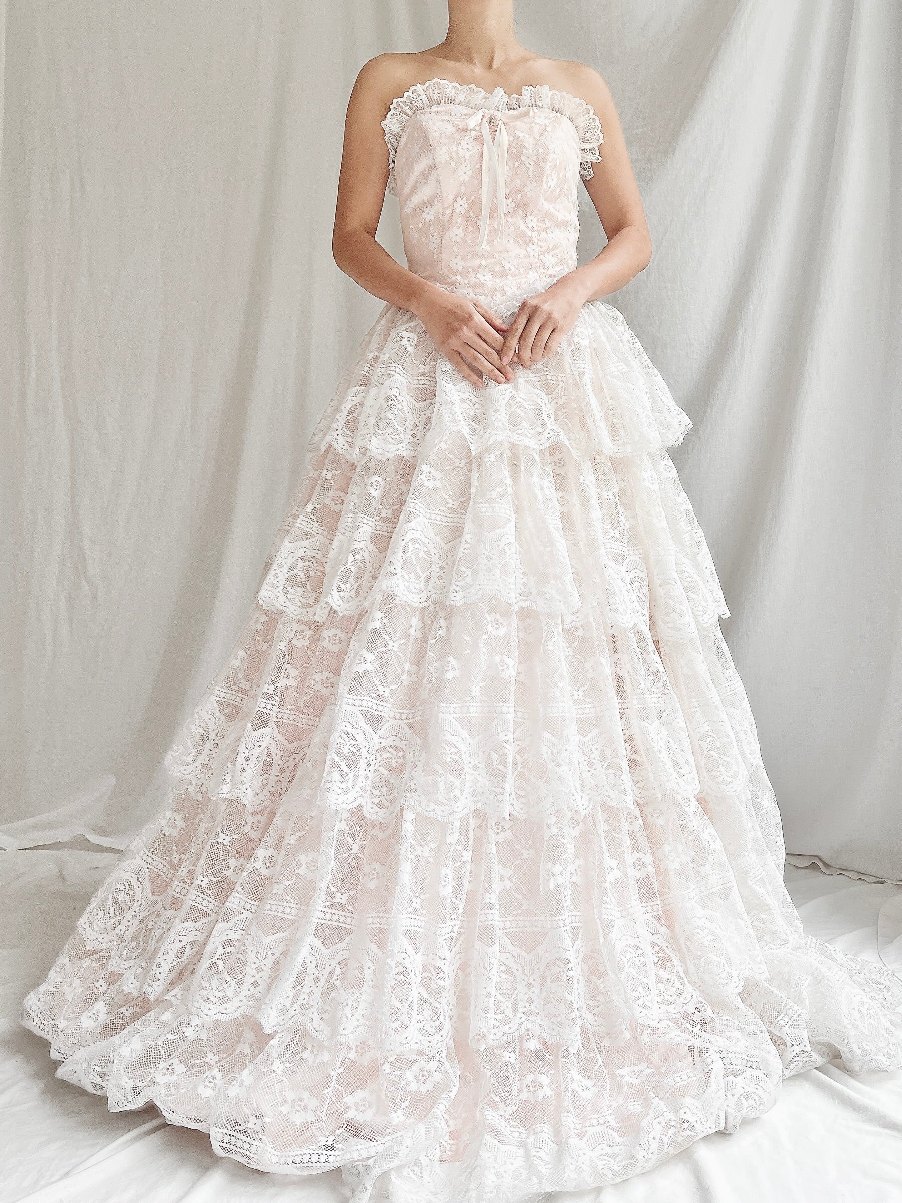 Vintage Tiered Lace Dress - S | G O S S A M E R Vintage Tiered Lace Dress - S | G O S S A M E R