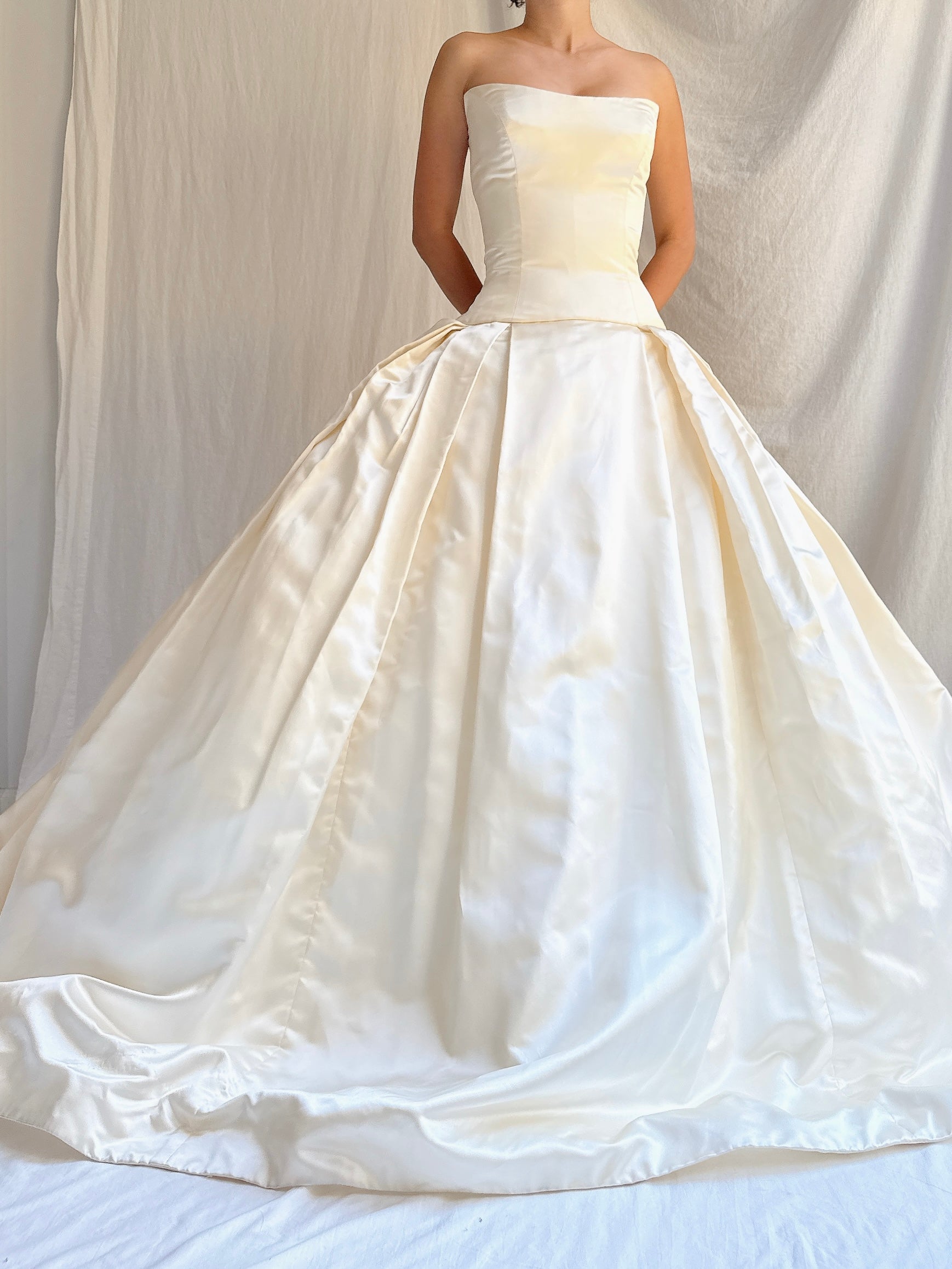 “RESERVED for Lauren T.” 90s/00 Reem Acra Silk Gown - M/6/8
