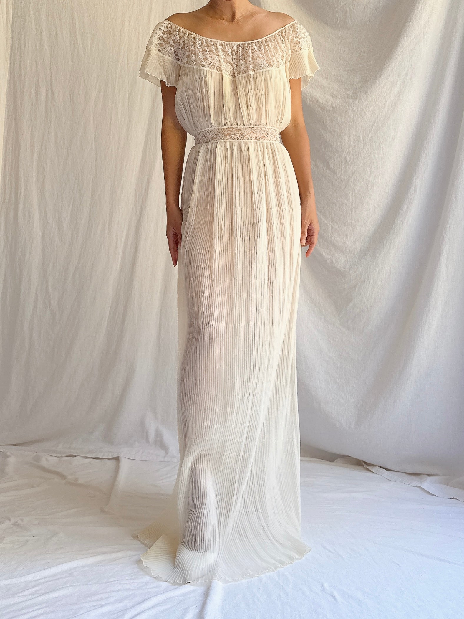 Vintage Sheer 2-Piece Set - S-M