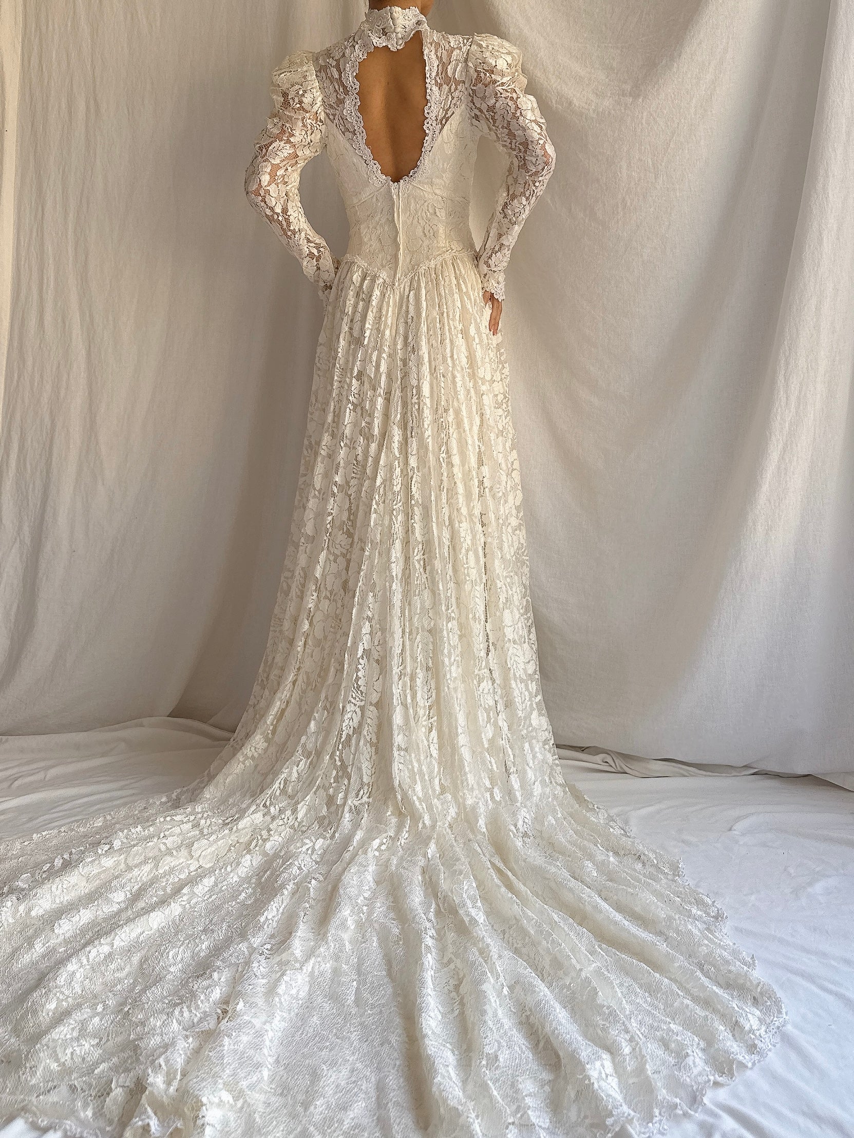 Vintage Lace High Neck Gown - S/M