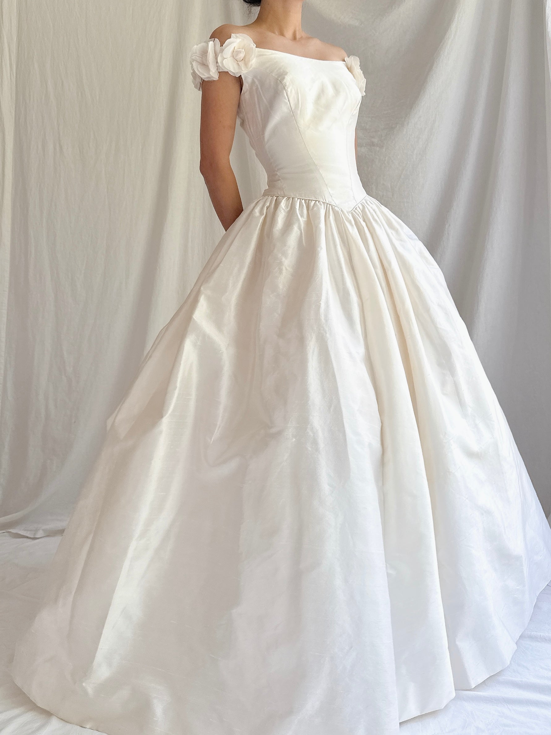 1990s Silk Flower Embellished Gown - XS