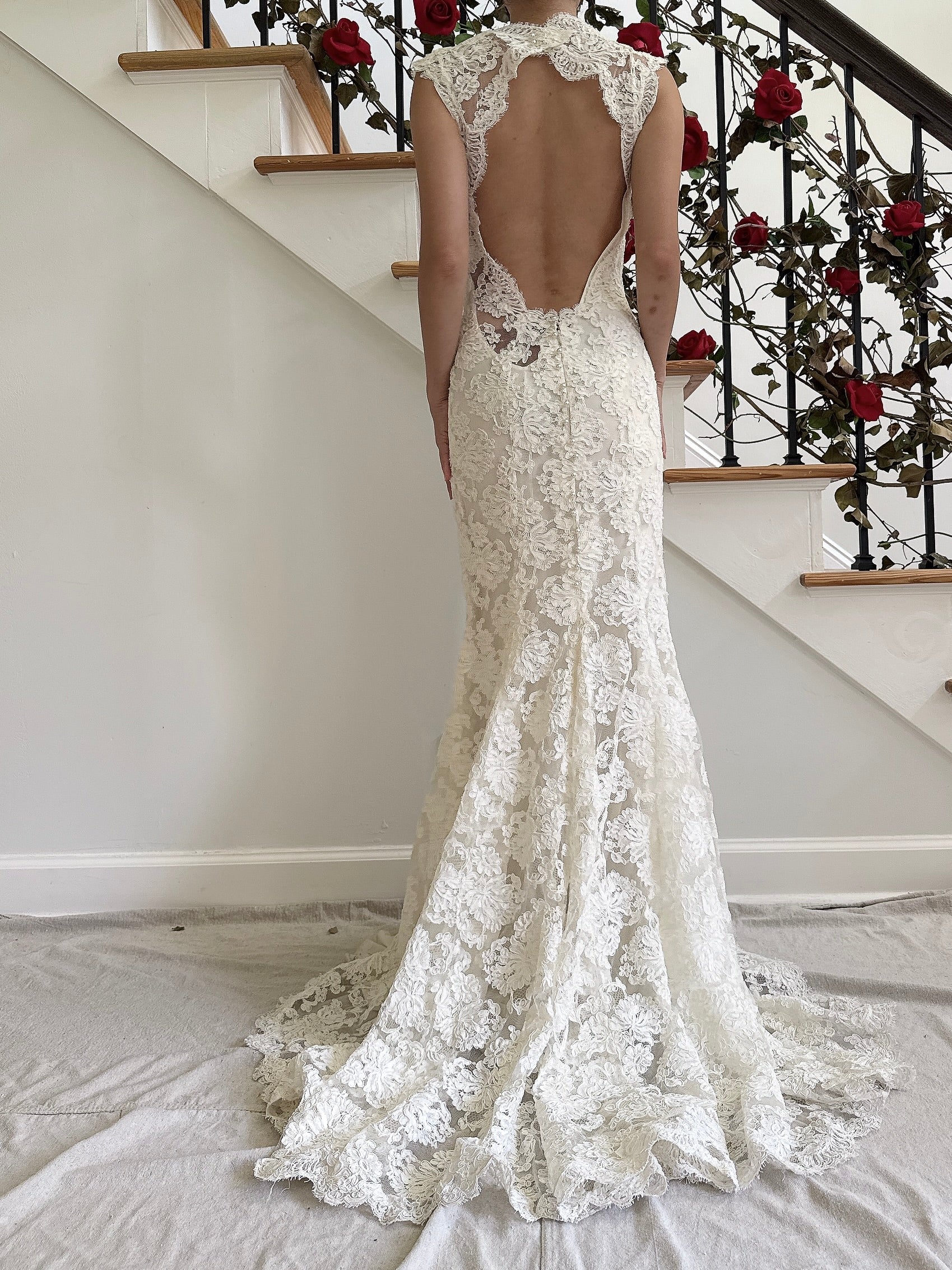 Vintage Monique Llhuilier Lace Gown - XS/S