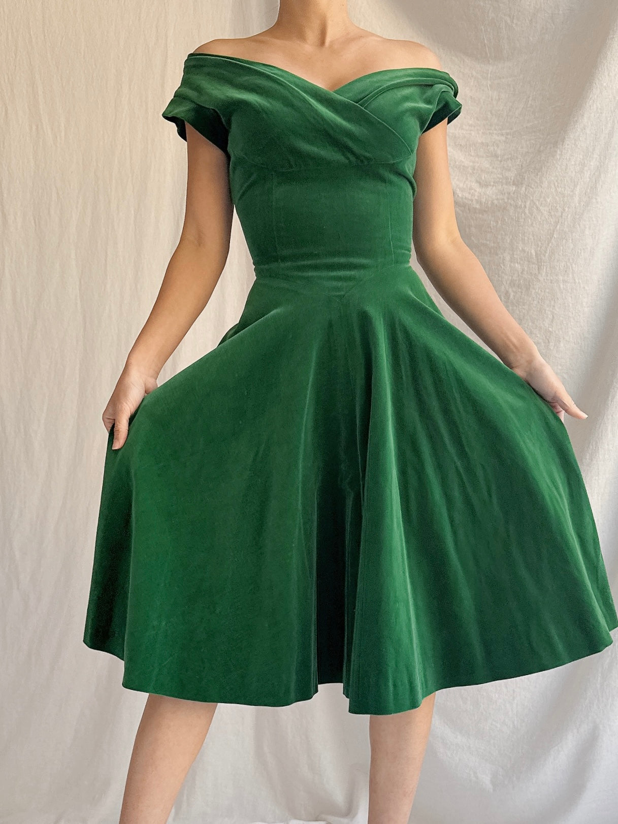 1950s Harry Kaiser Silk Velvet Dress - XS