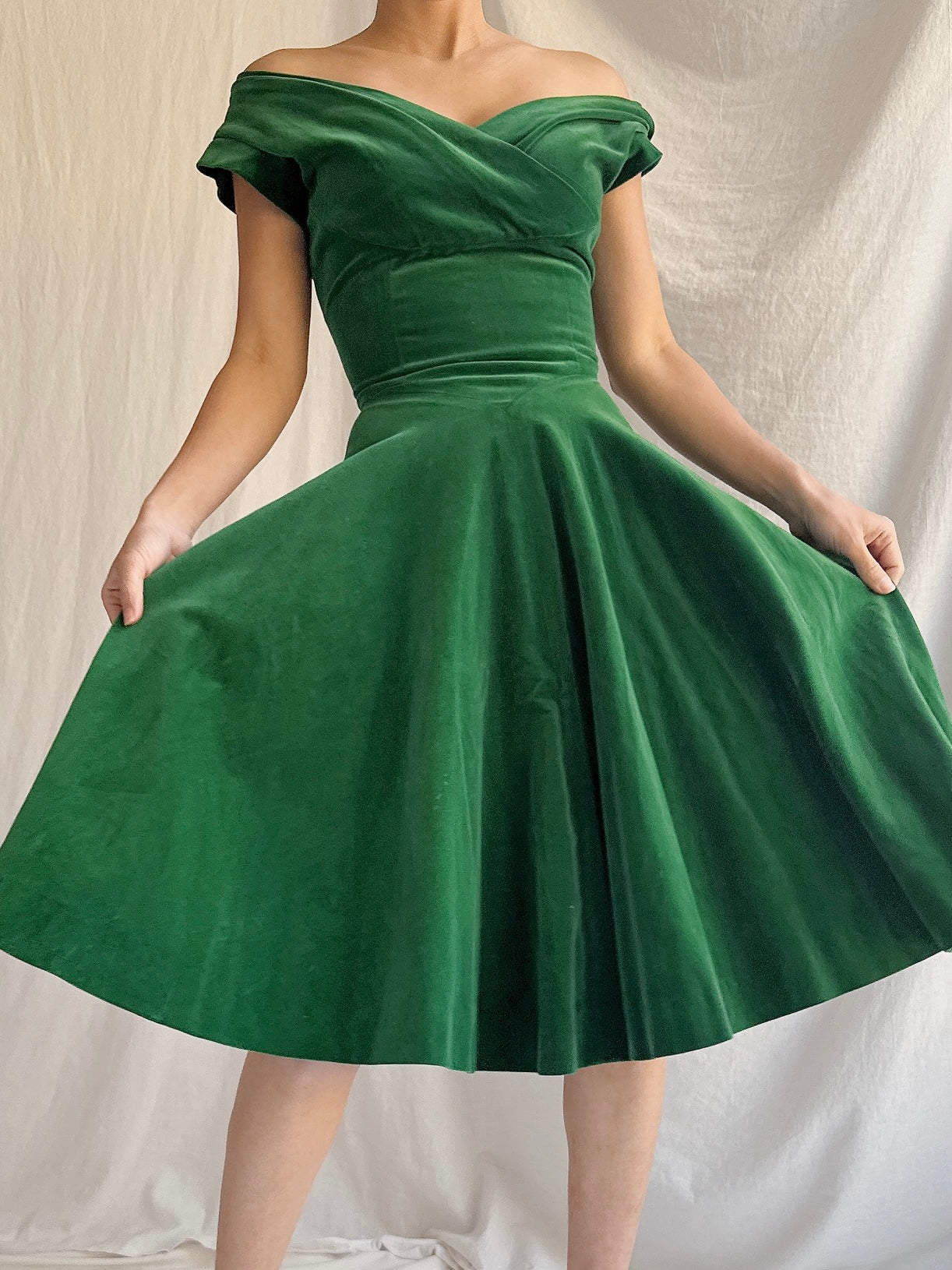 1950s Harry Kaiser Silk Velvet Dress - XS