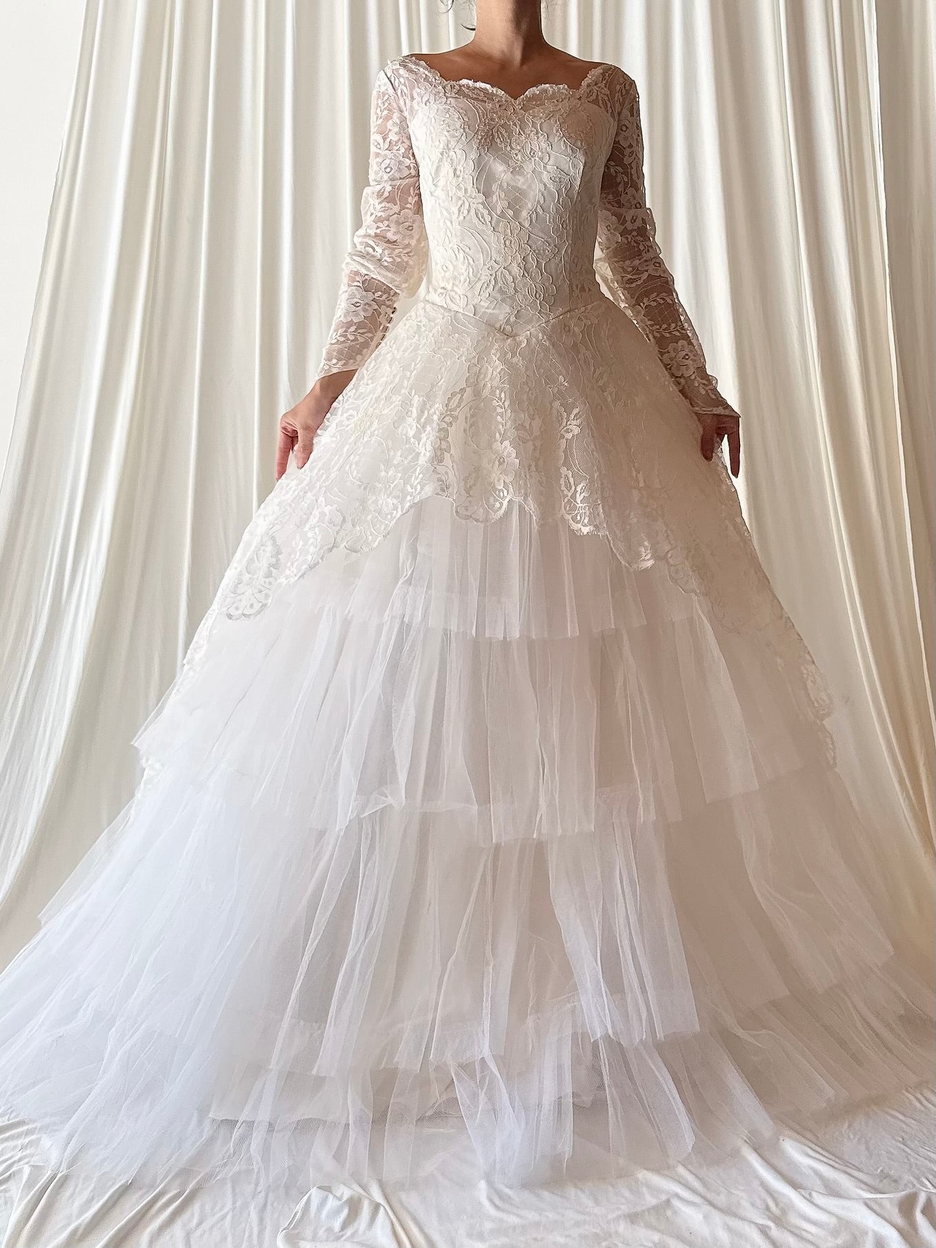 1950s Tulle Lace Gown - 4/6