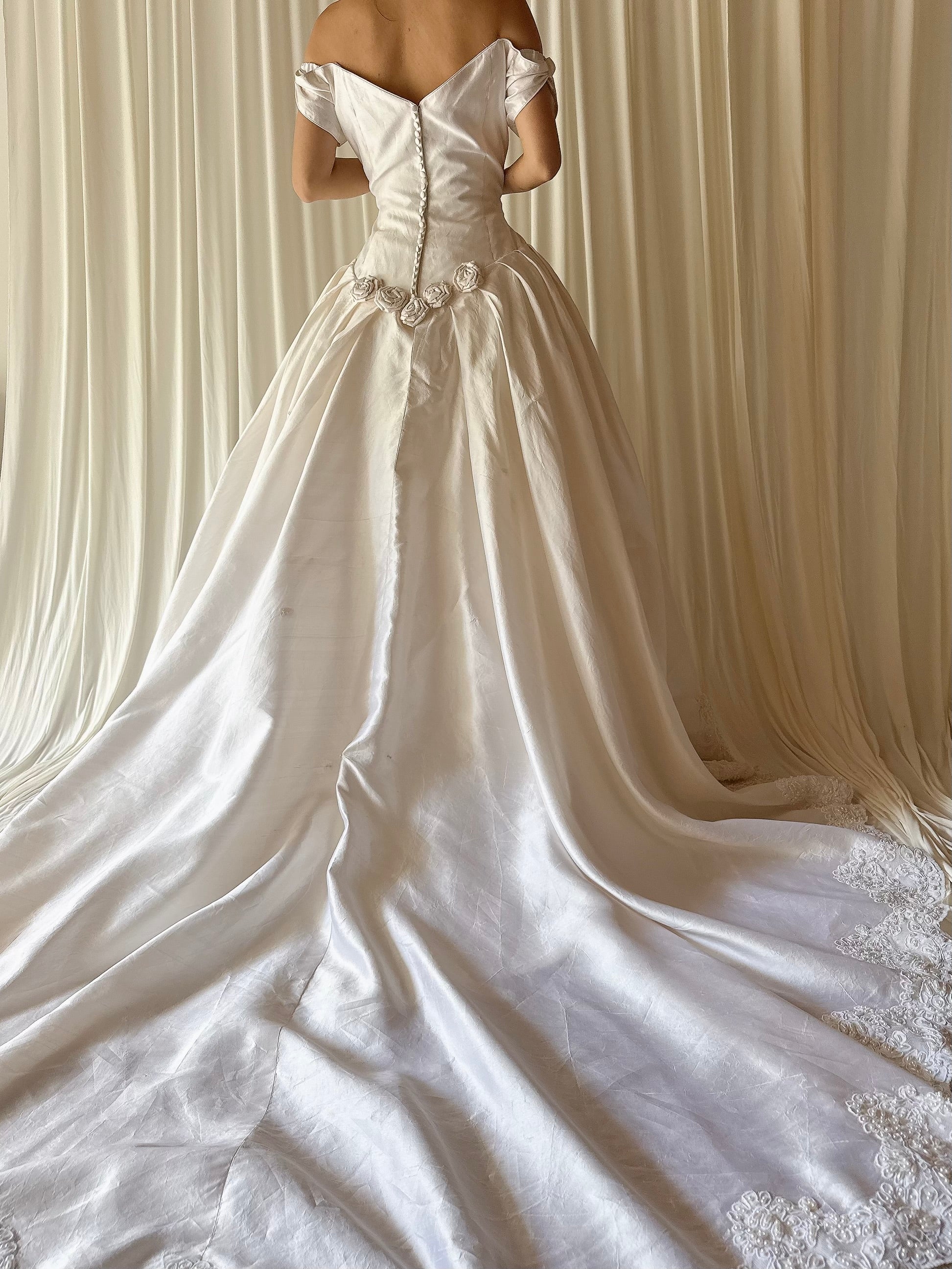 Vintage Ivory Raw Silk Gown - M