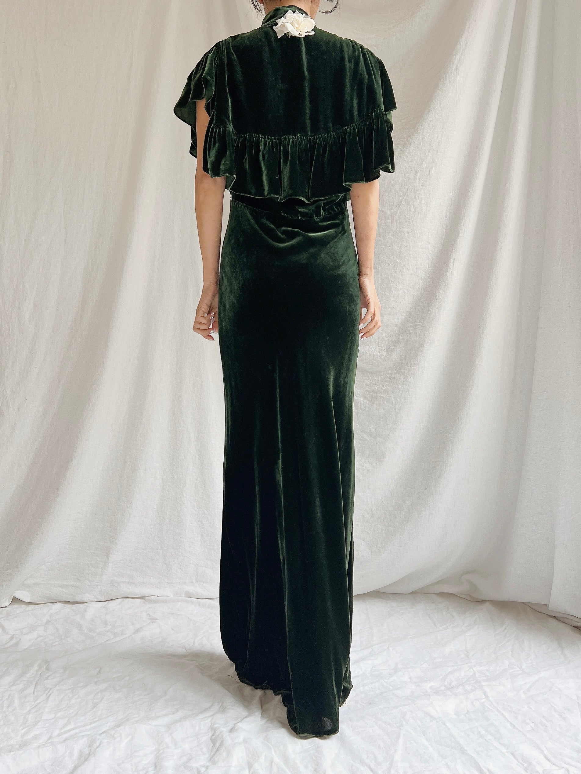 1930s Silk Crushed Velvet Gown with Cape - S