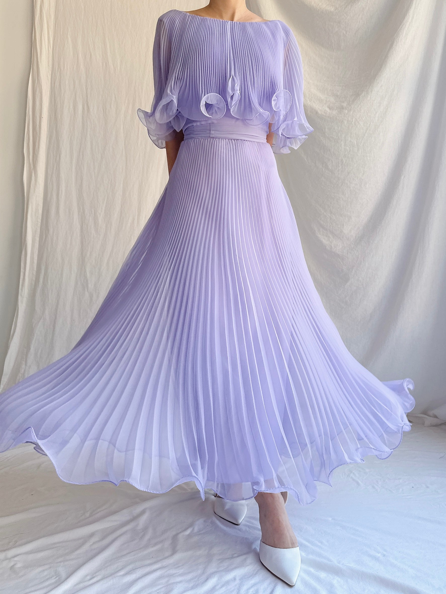 Vintage Pleated Chiffon Midi Dress - M