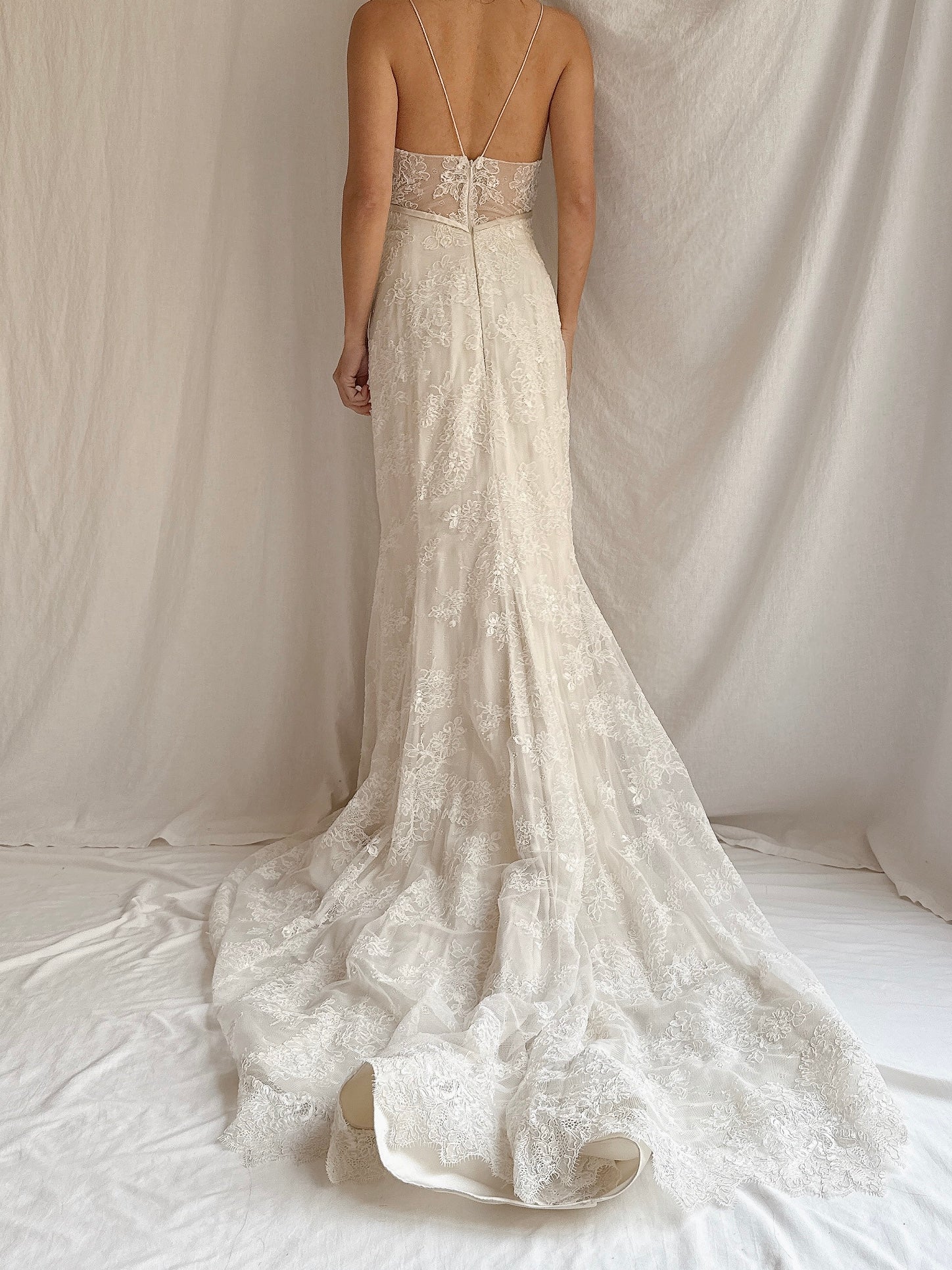 Vintage Lace Gown - S/M 6