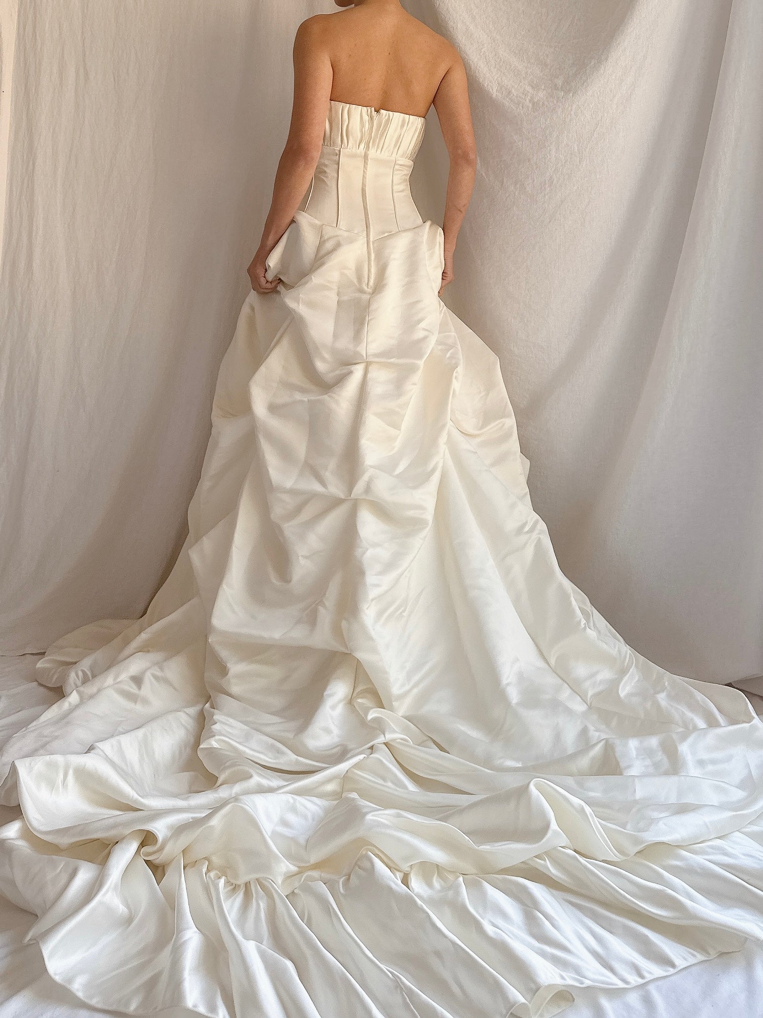 1990s Ivory Satin Ruche Gown - M/8