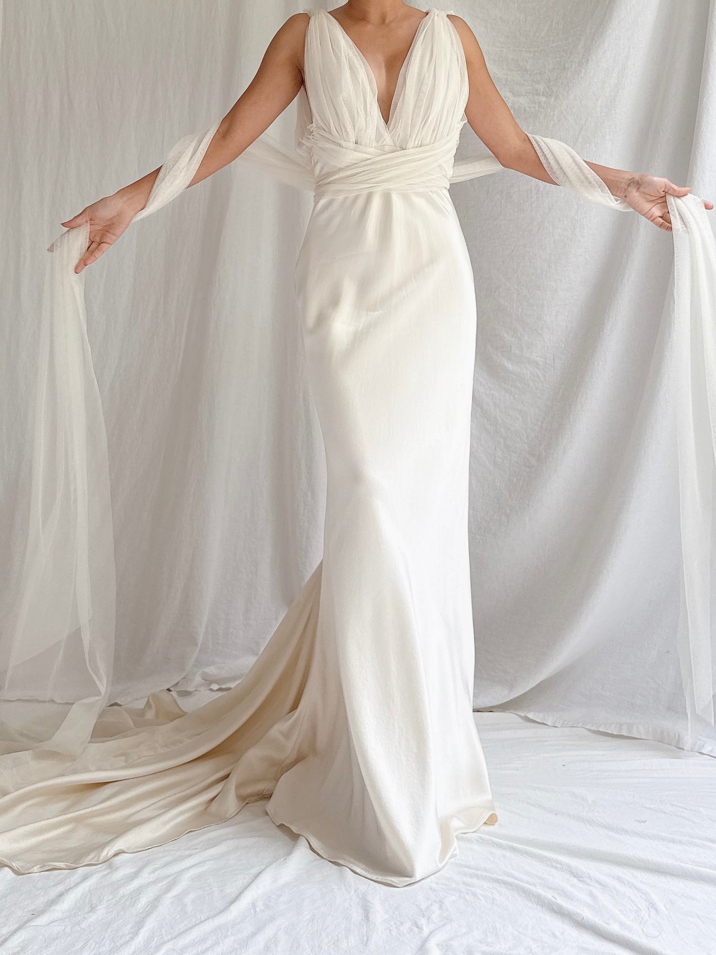 Vintage Vera Wang Silk Gown - M/8/10