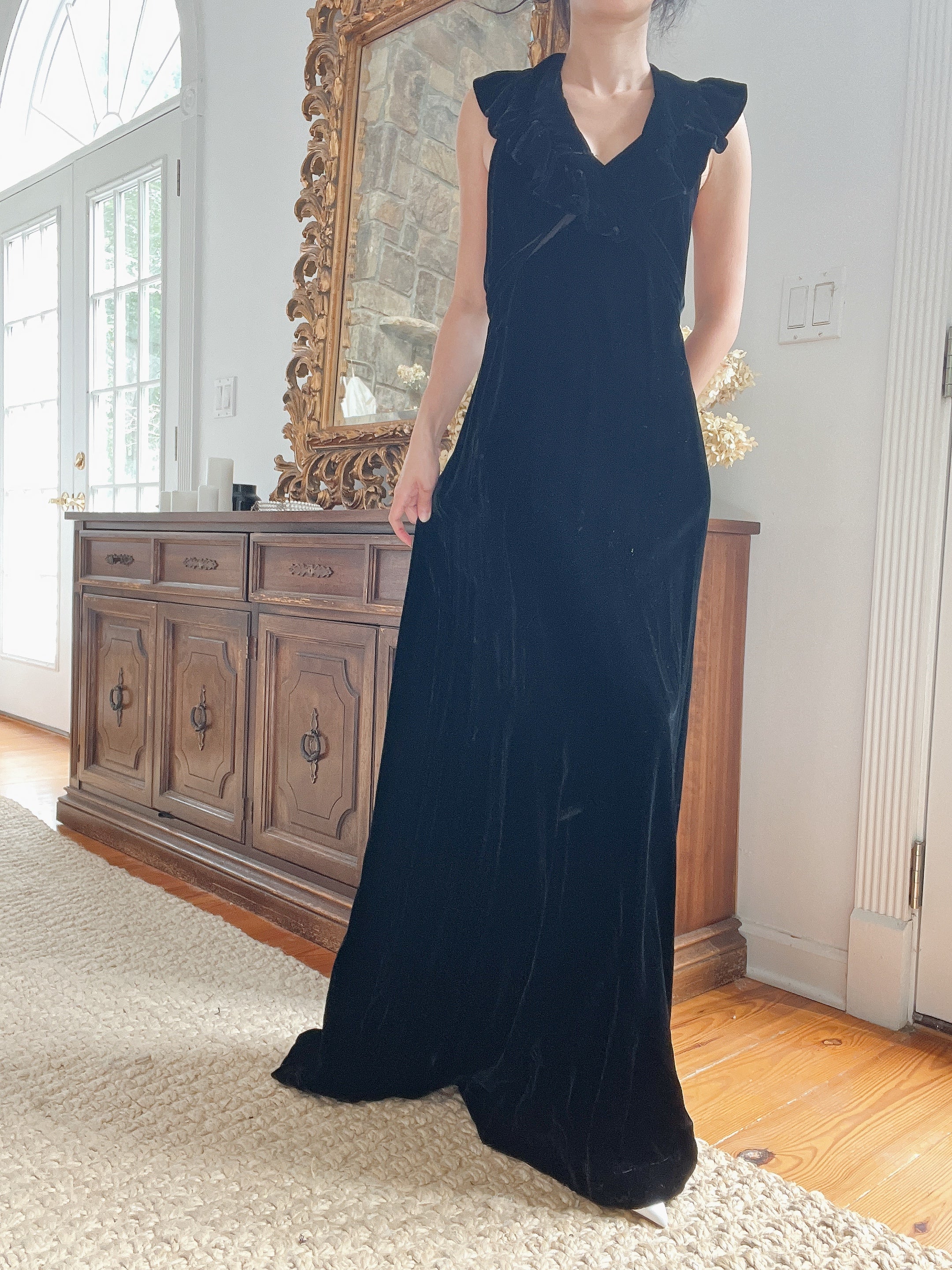 1940s Black Velvet Gown - XXS