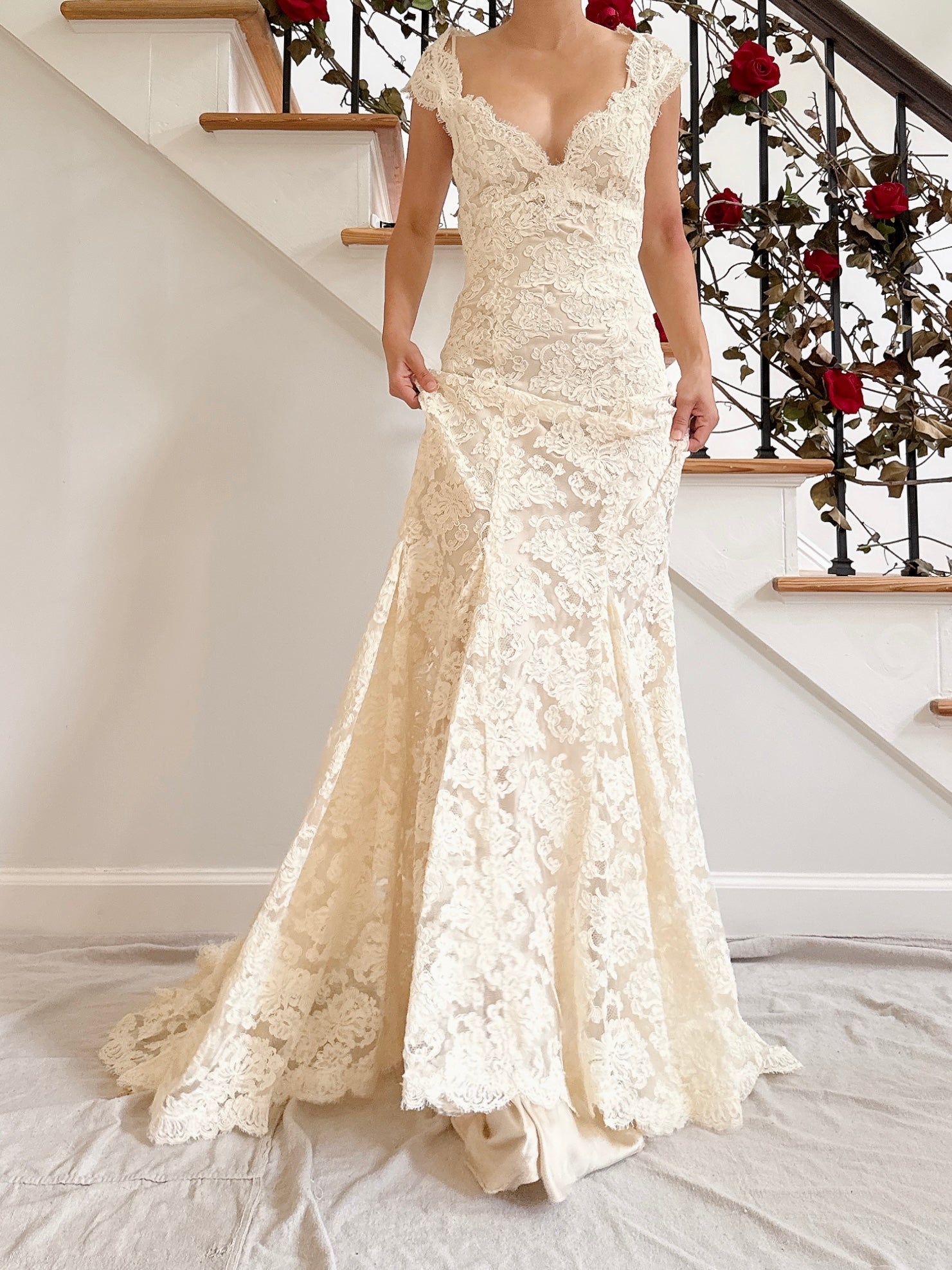 Vintage Monique Llhuilier Lace and Silk Gown - XS/S