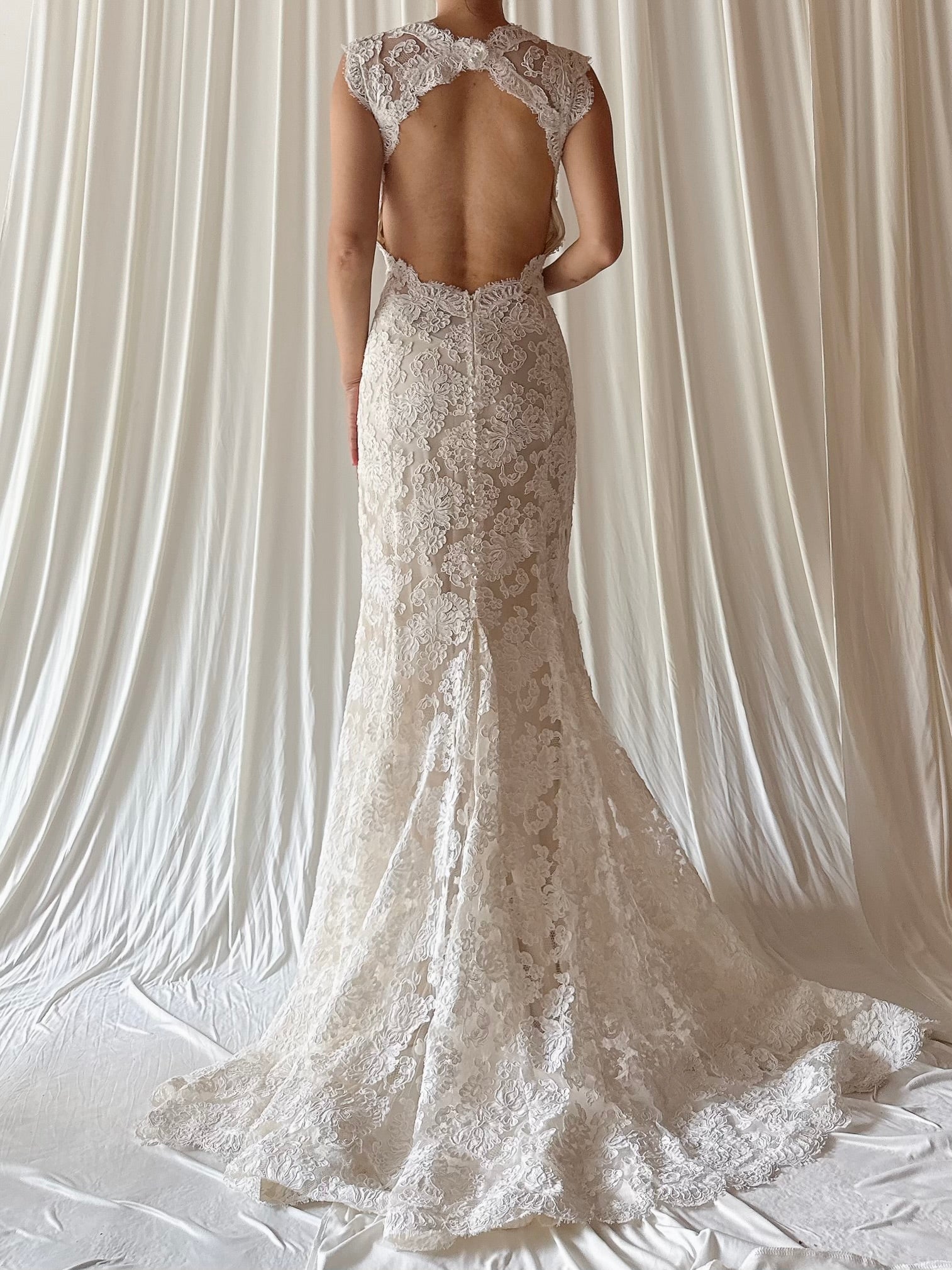 Vintage Monique Llhuilier Lace Gown - XS/S