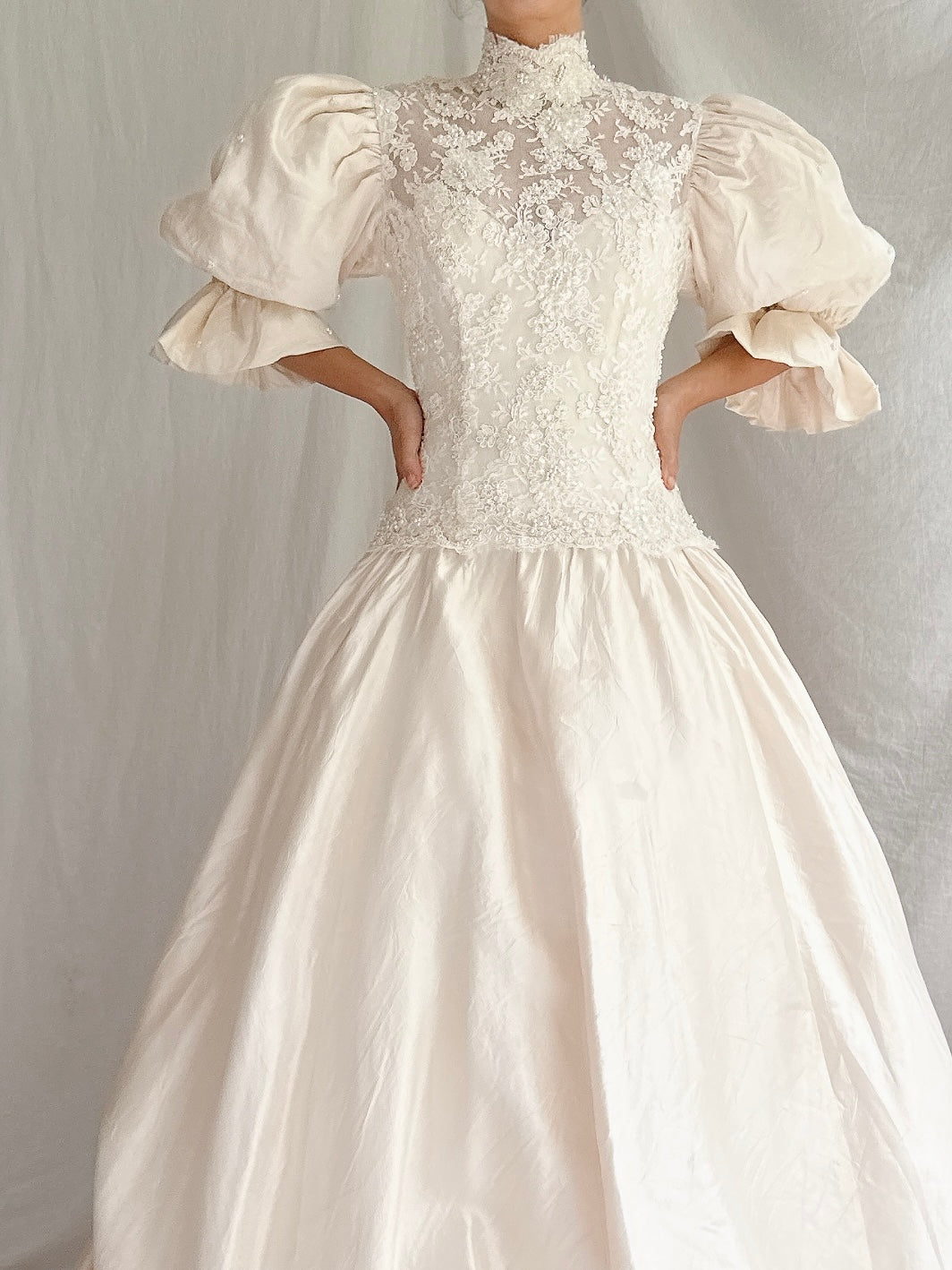 Vintage Puff Sleeve Silk Gown - S/4