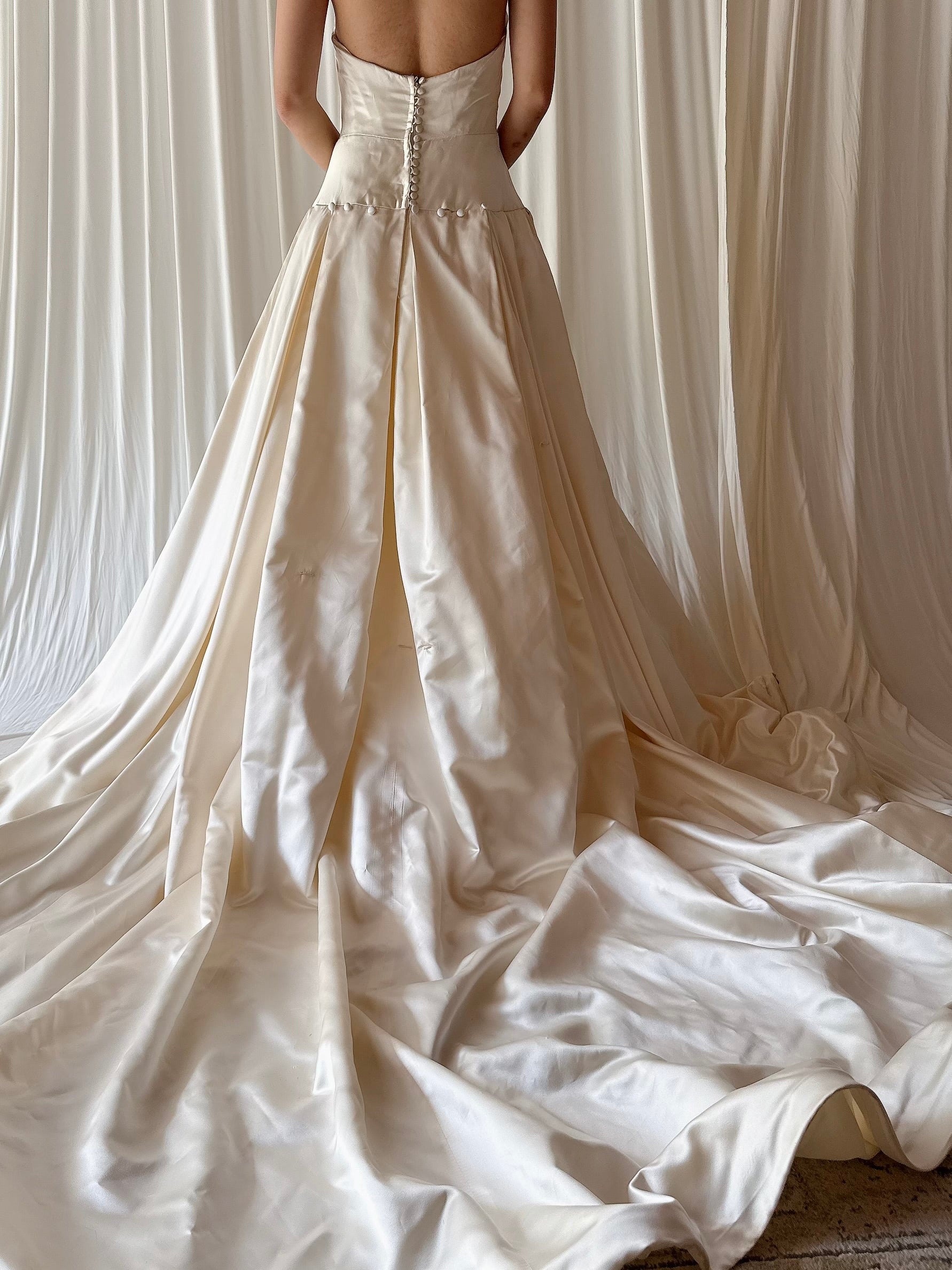 1990s Lazaro Dropped Waist Gown - S/M