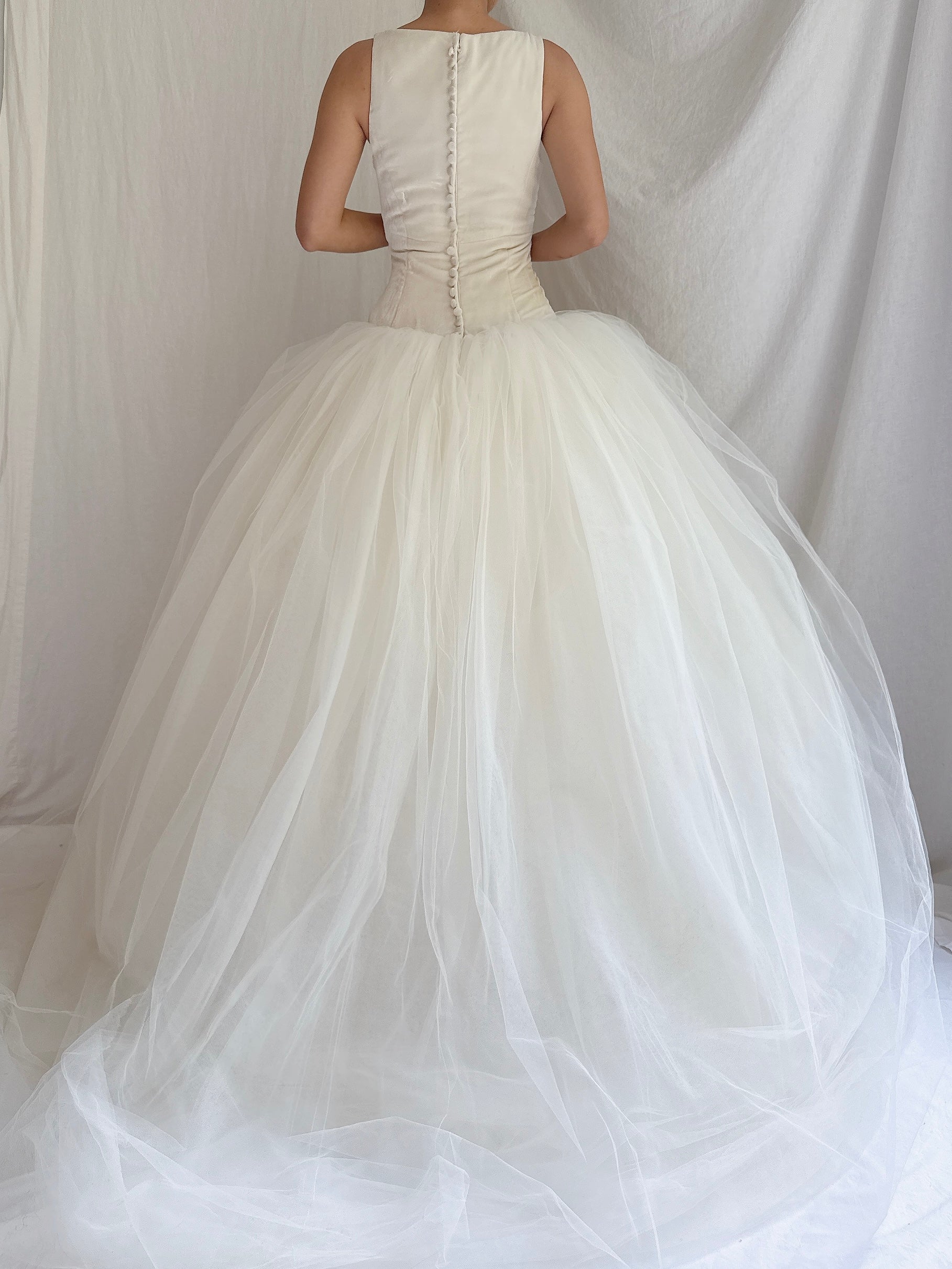 1990s Vera Wang Silk Velvet Gown - S/4/6
