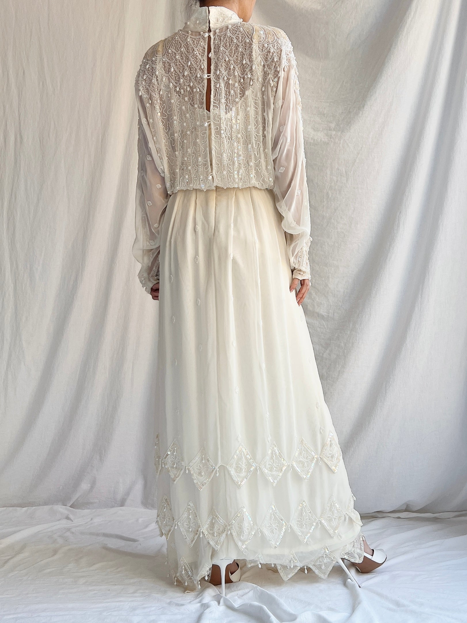 Vintage Chiffon Dolman Sleeves Gown - M