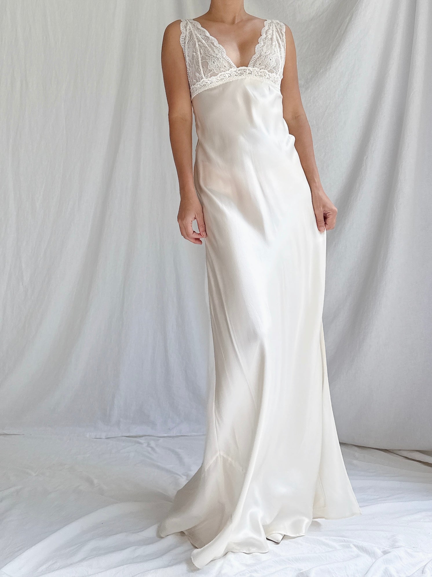 Vintage VS Silk Charmeuse Slip - S