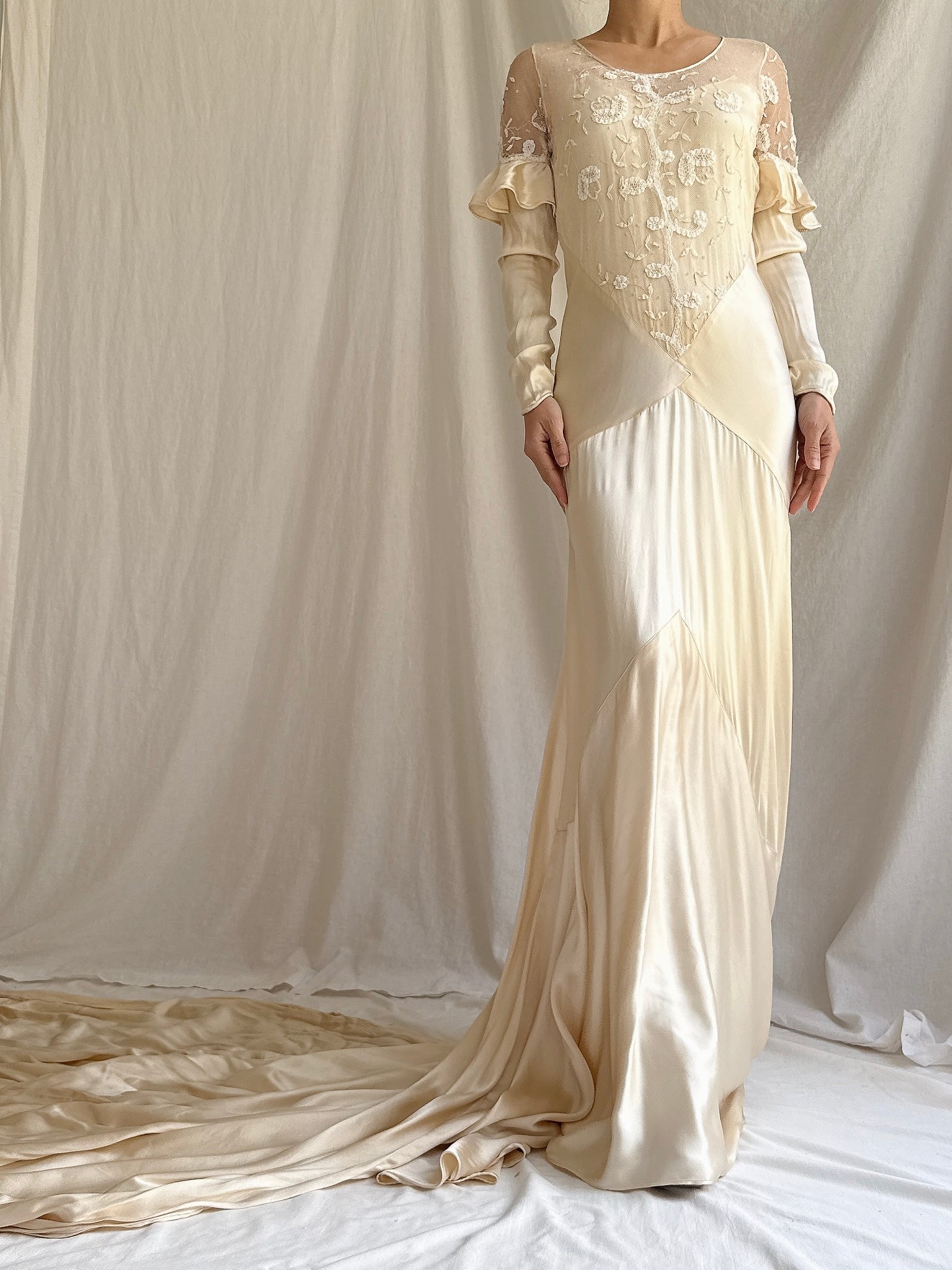 1930s Silk and Lace Gown - XXS