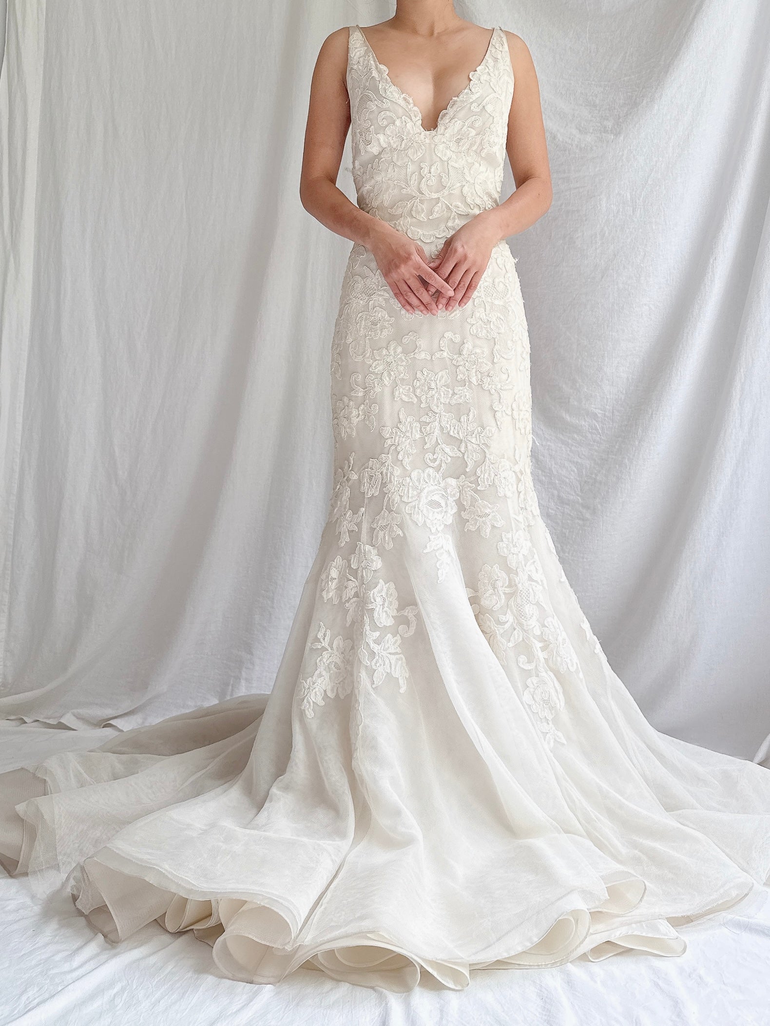 Vintage Liancarlo Couture Alencon Lace and Tulle Gown - S/6