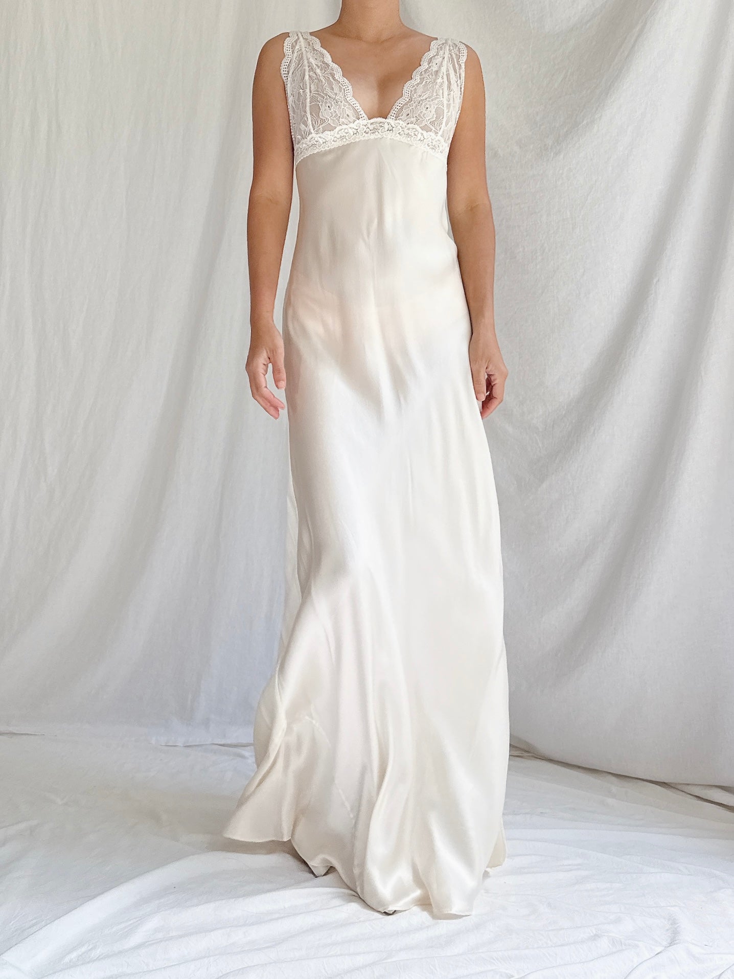 Vintage VS Silk Charmeuse Slip - S