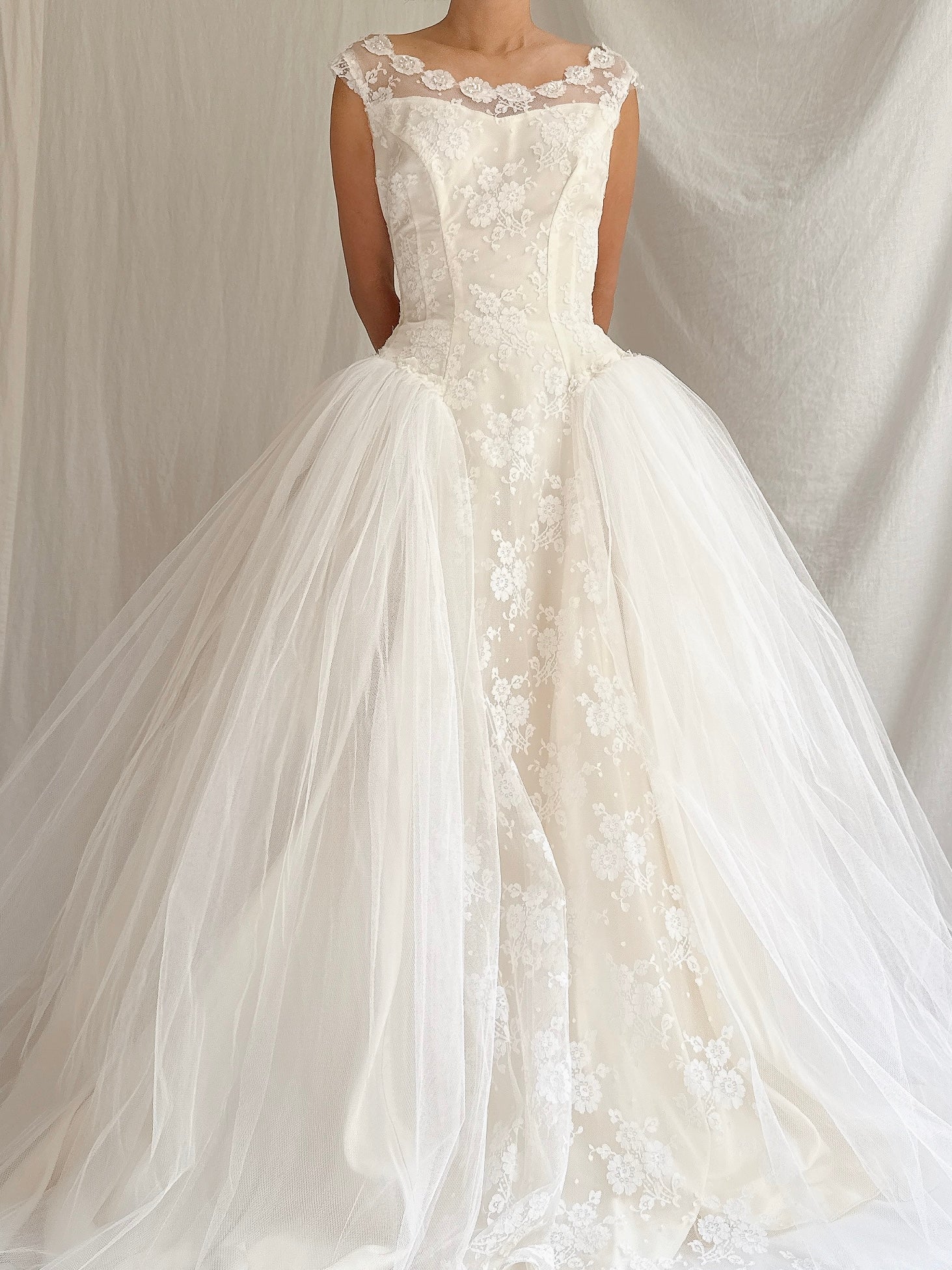 1950s Tulle and Lace Gown - XS