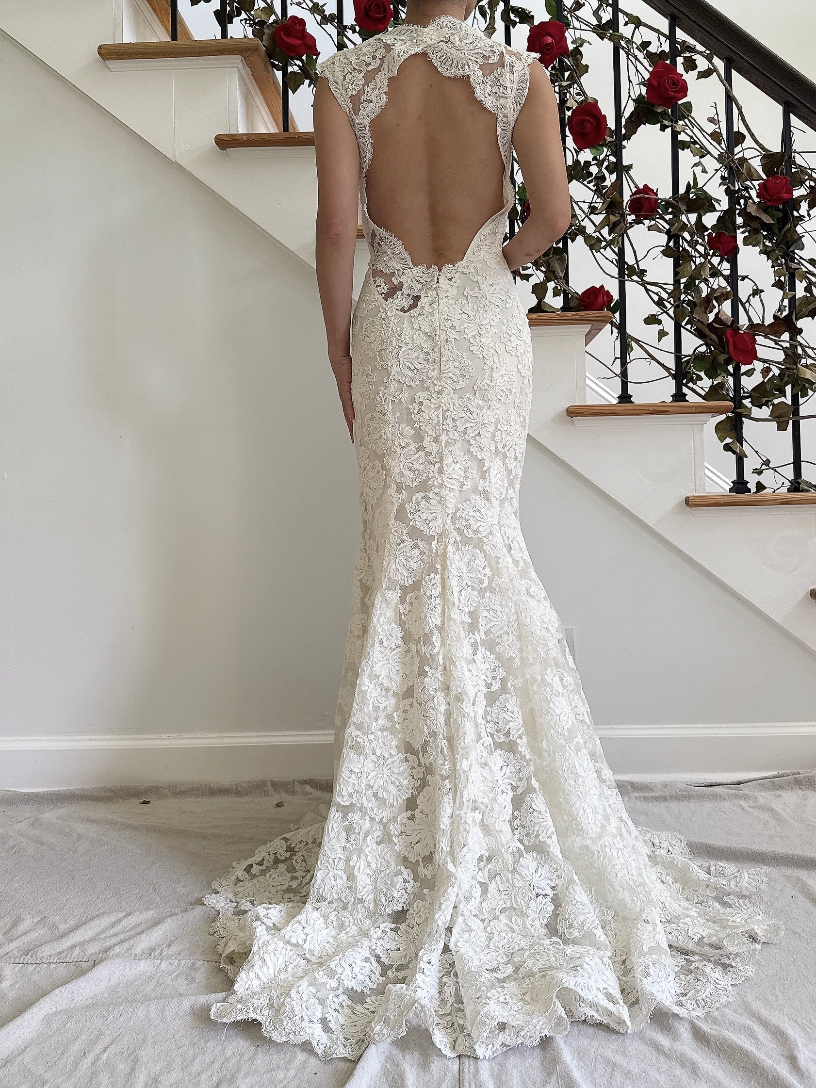 Vintage Monique Llhuilier Lace Gown - XS/S