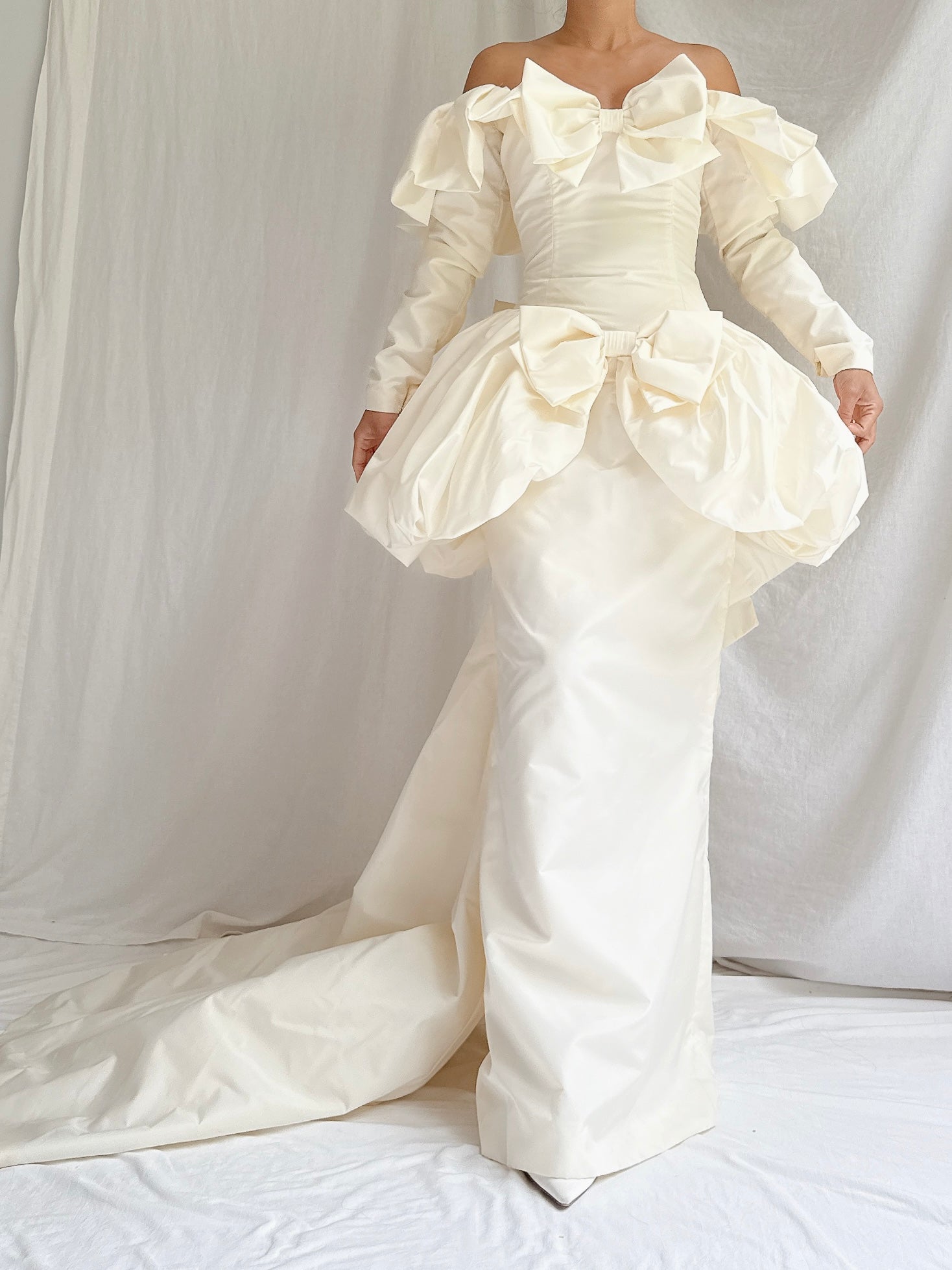 1980s Taffeta Peplum Bow Gown - XS