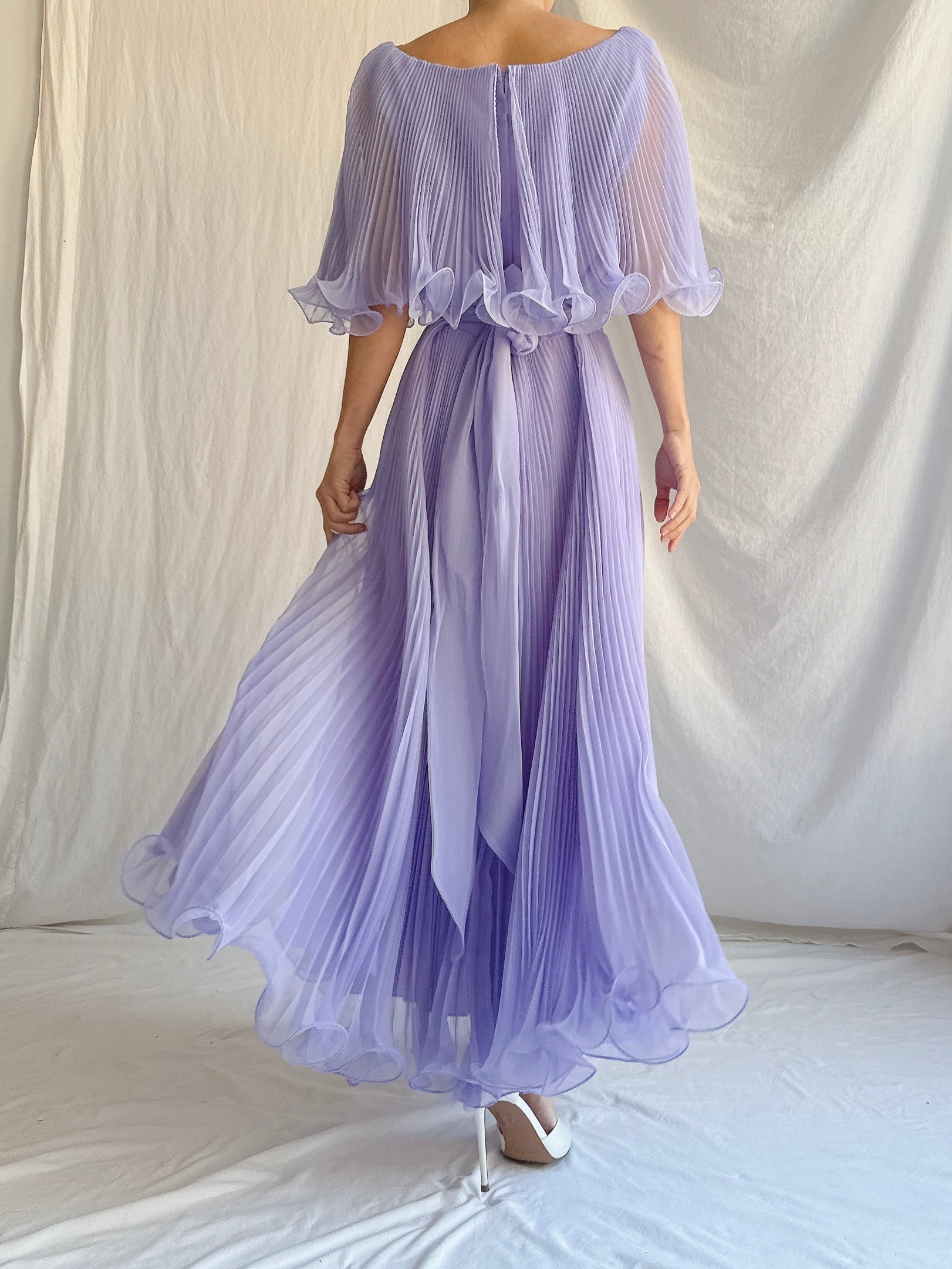 Vintage Pleated Chiffon Midi Dress - M