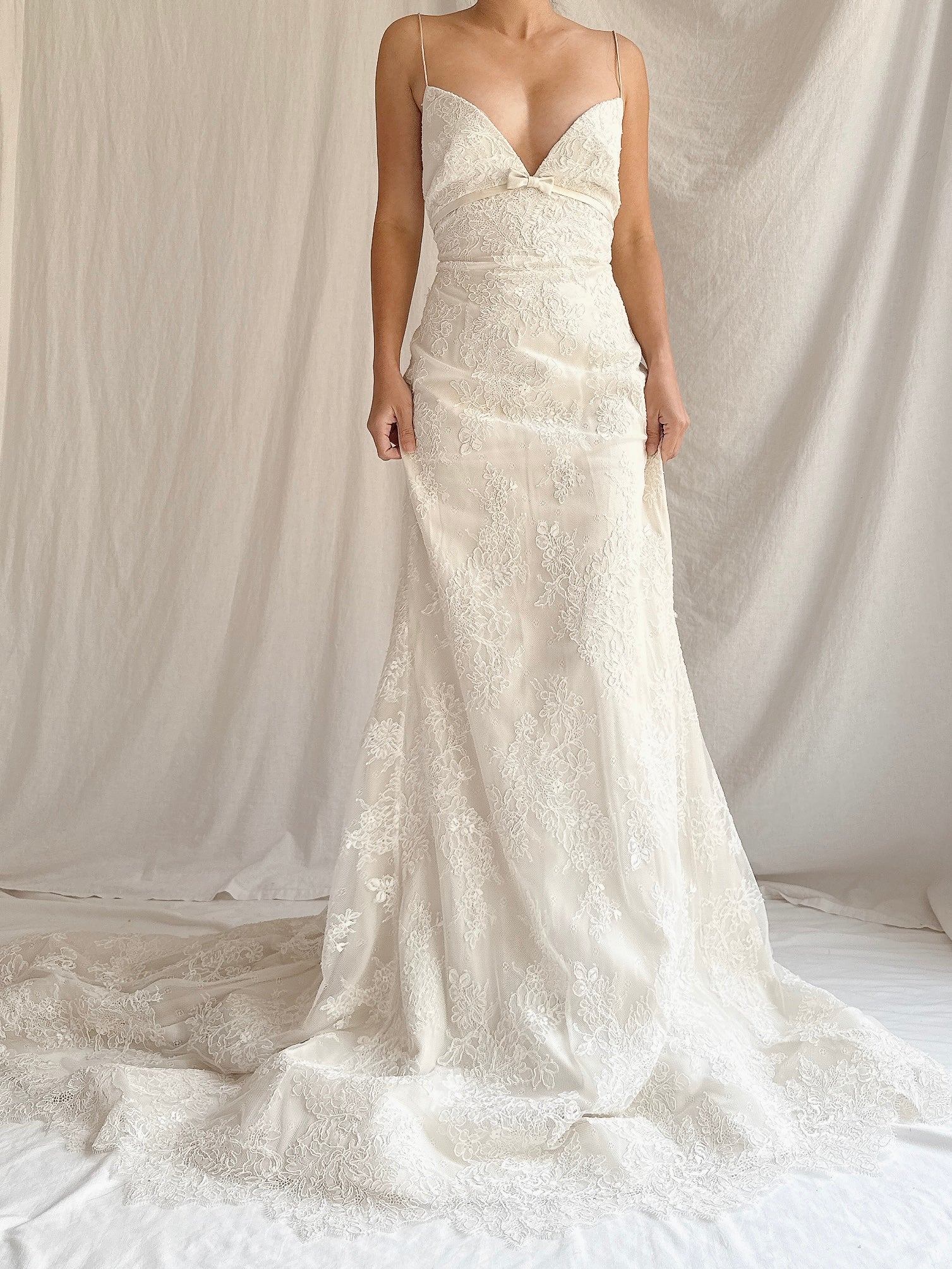 Vintage Lace Gown - S/M 6