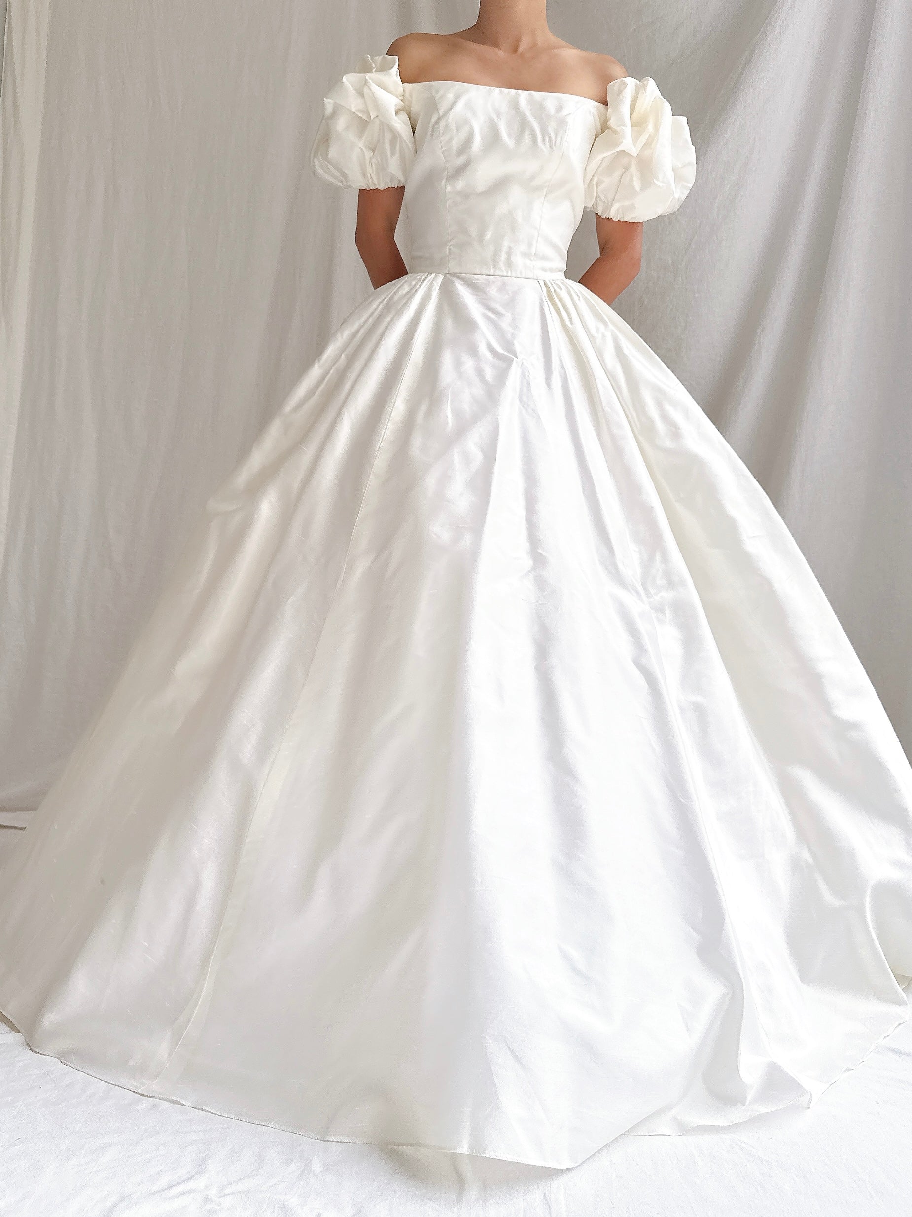 Vintage Silk Off-the-Shoulder Gown - XS