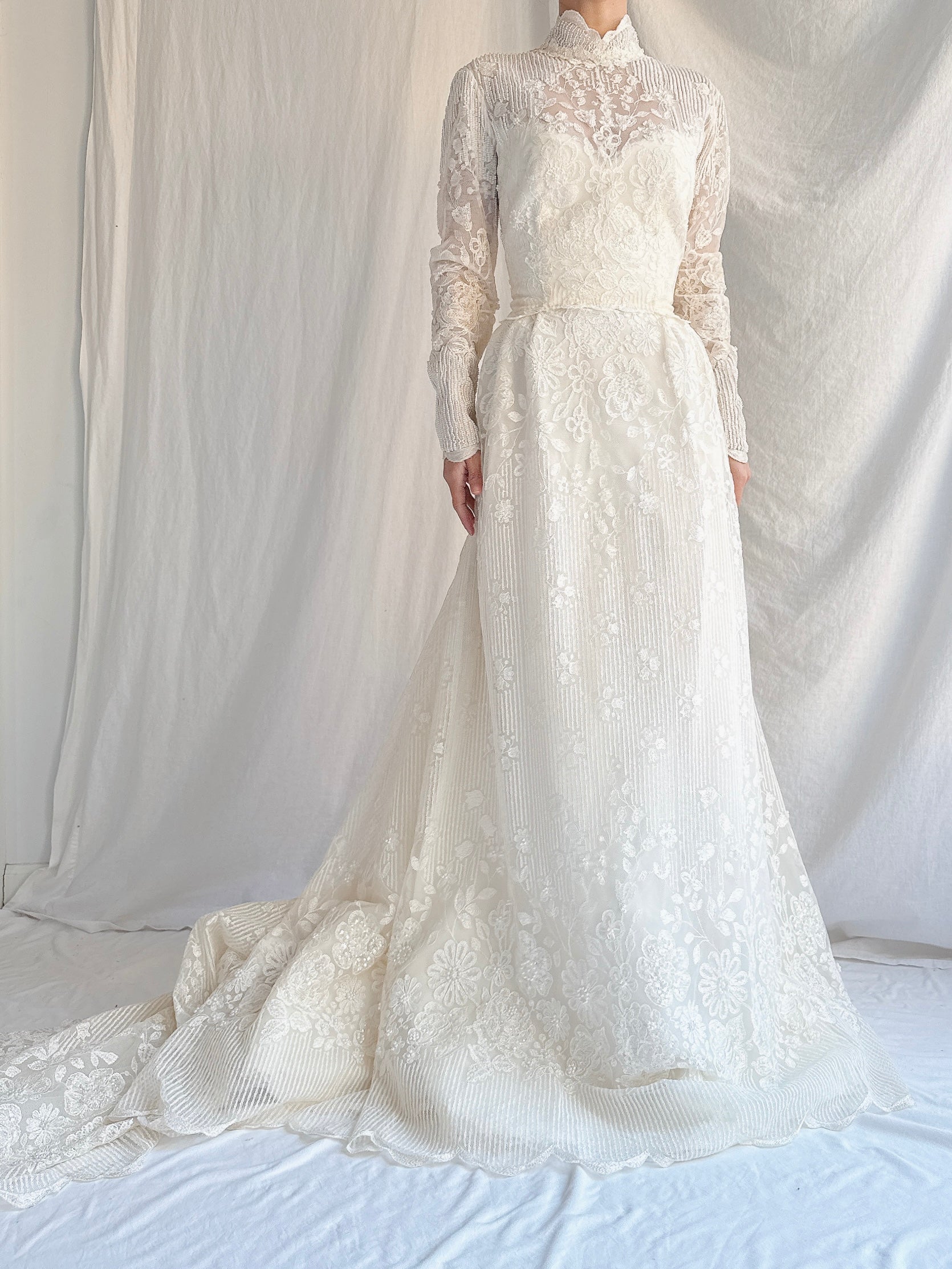 Vintage Embroidered Beaded Lace Gown - S