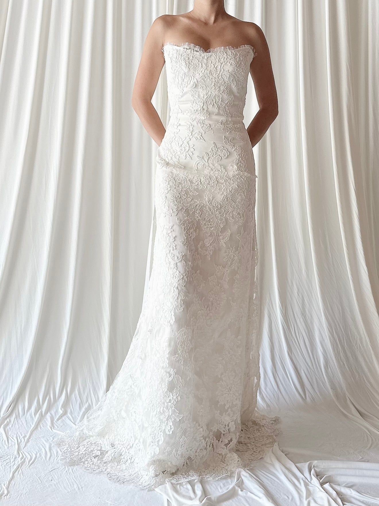 Vintage Jim Hjelm Alecon Lace Strapless Gown - L/14