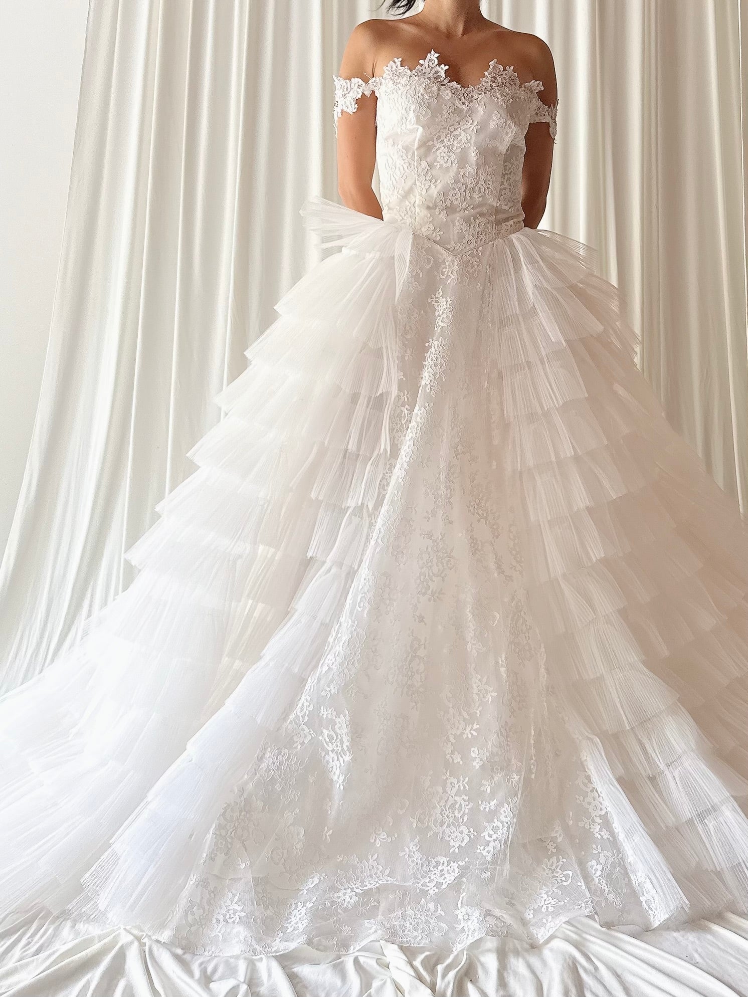 1950s Lace and Tulle Gown - S