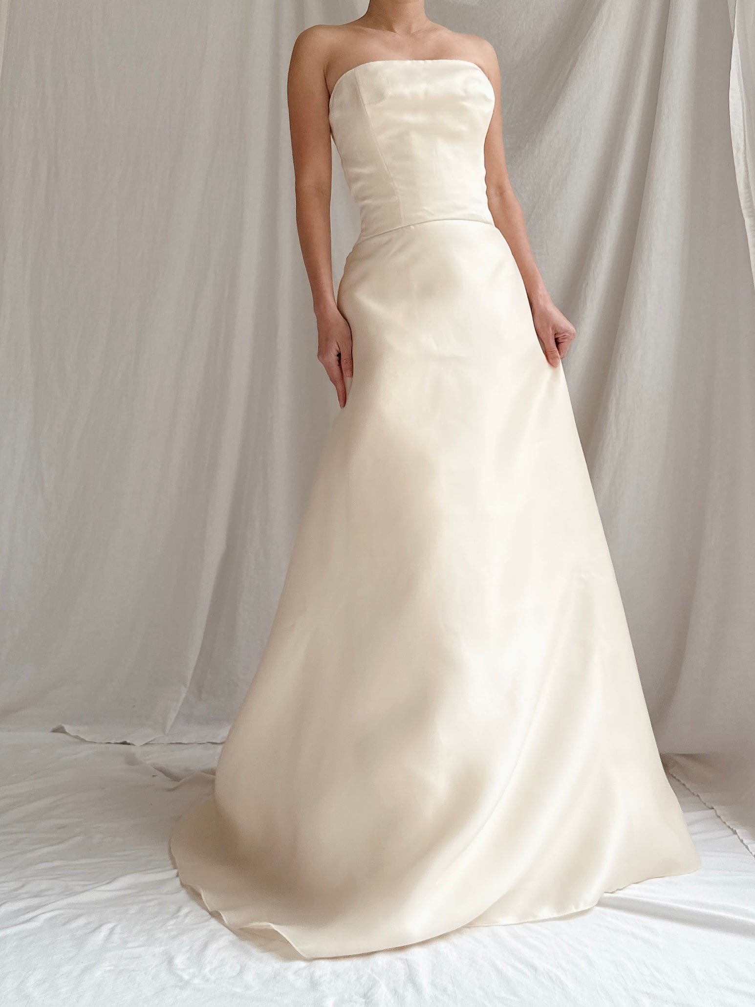 Vintage Vera Wang Silk Organza Gown - XS