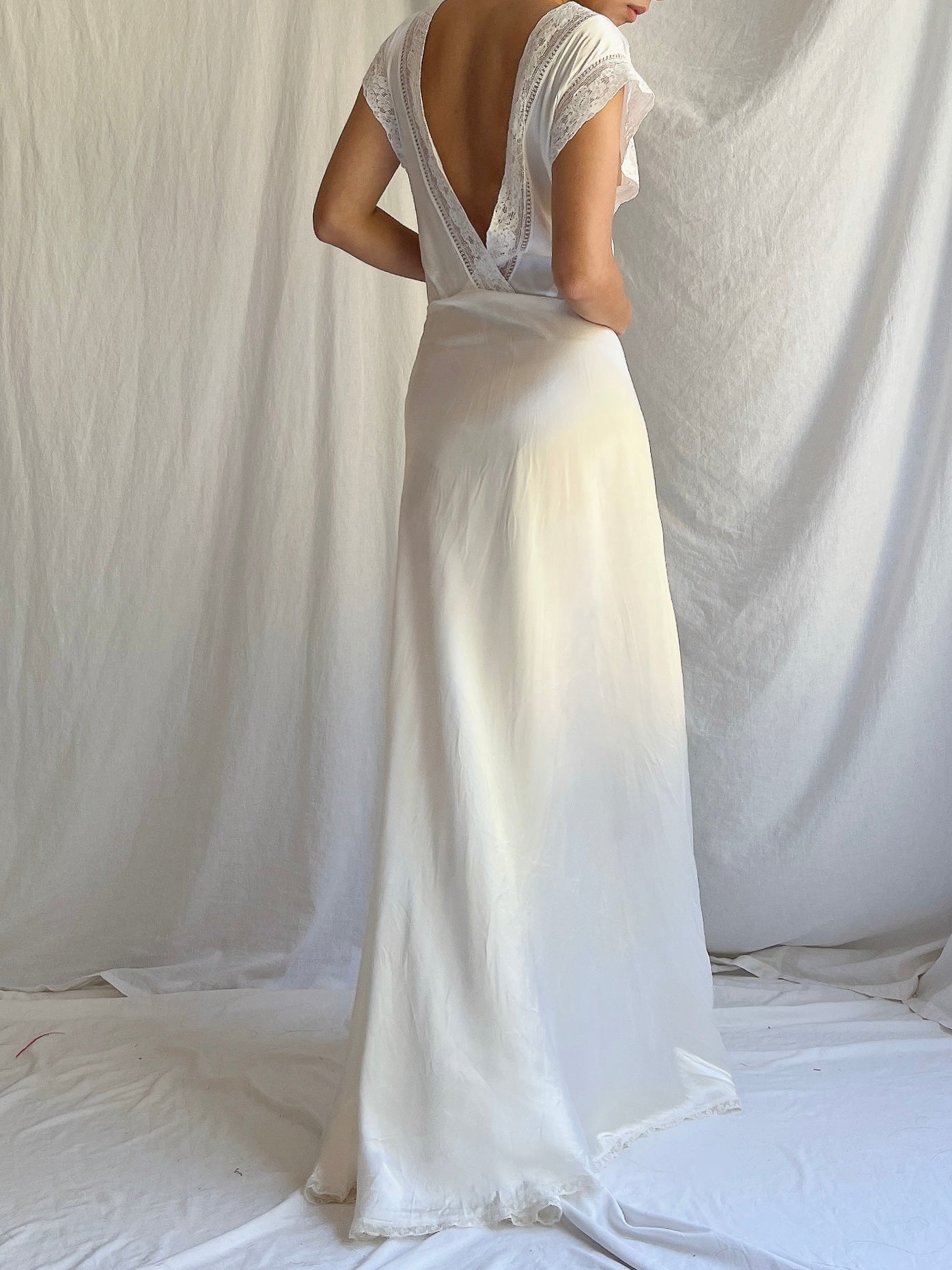 1930s White Satin Slip Dress - M