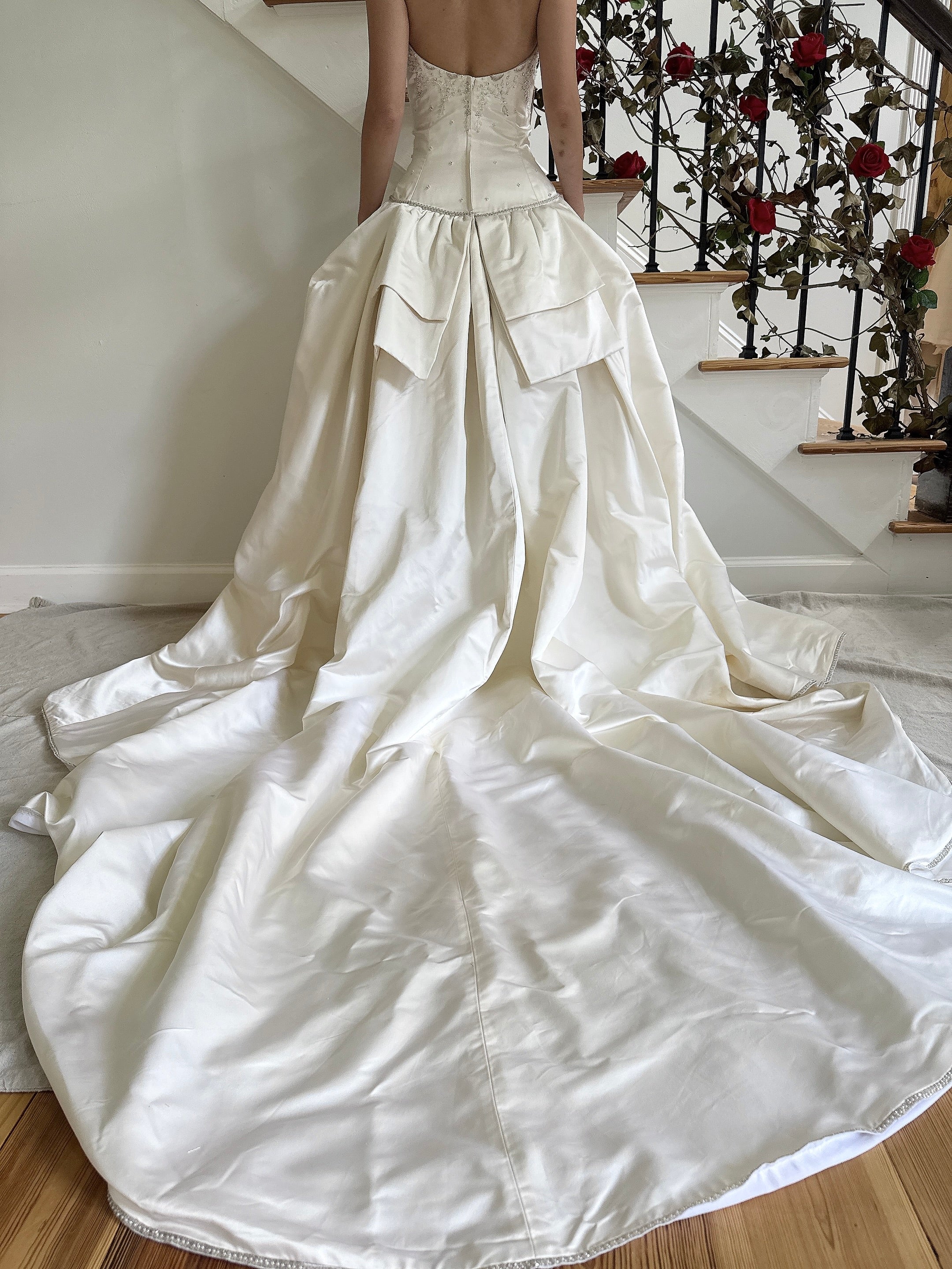 Vintage Eve of Milady Silk Gown - M