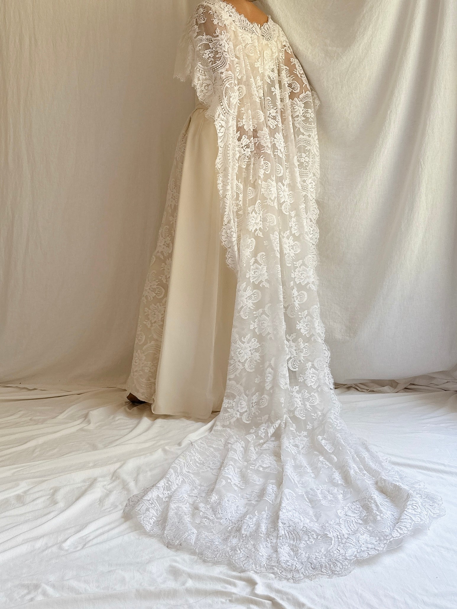 1960s Lace Cape Dress - XS