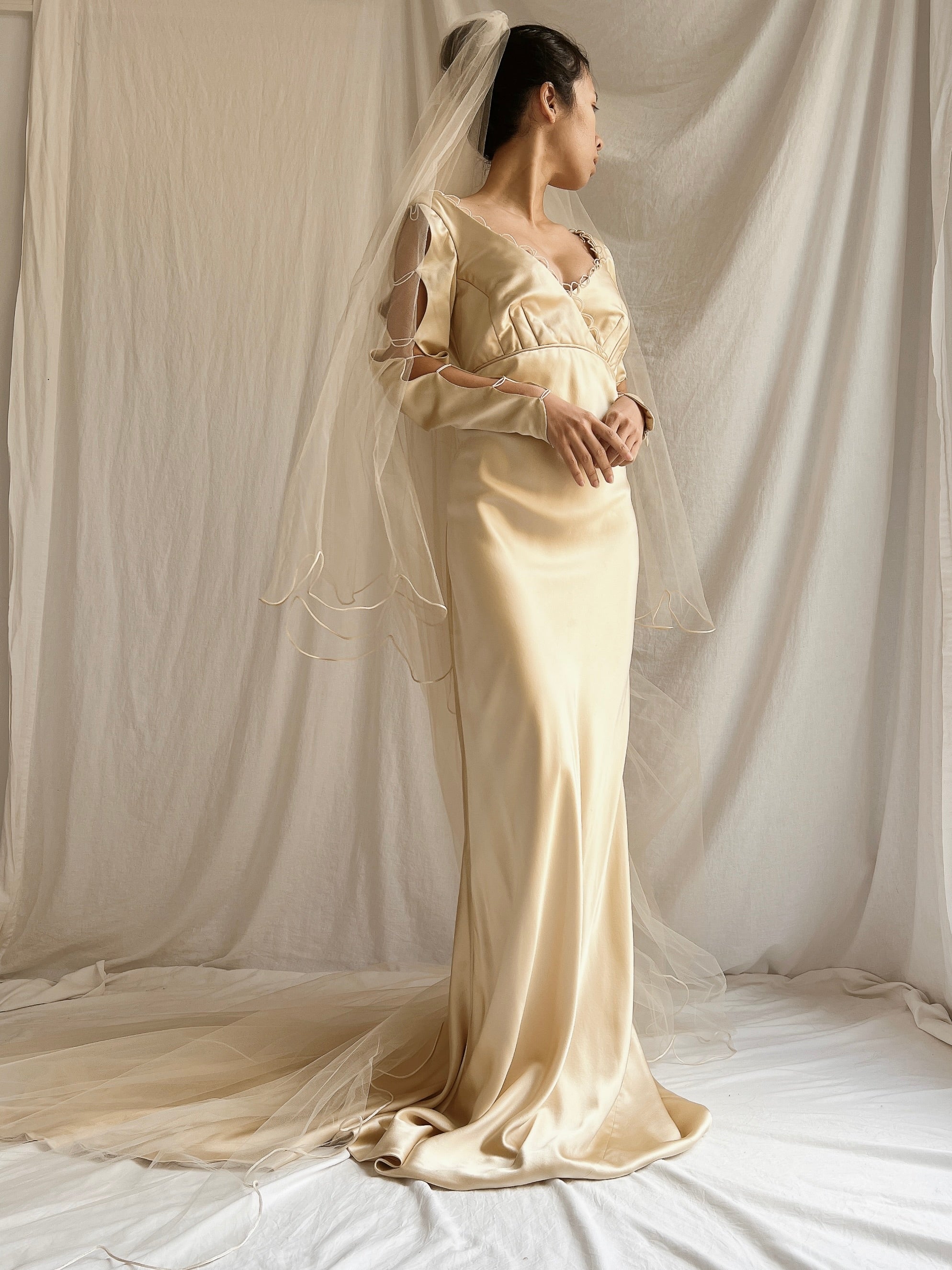 Vintage Gold/Champagne Silk Gown with Veil - S/M