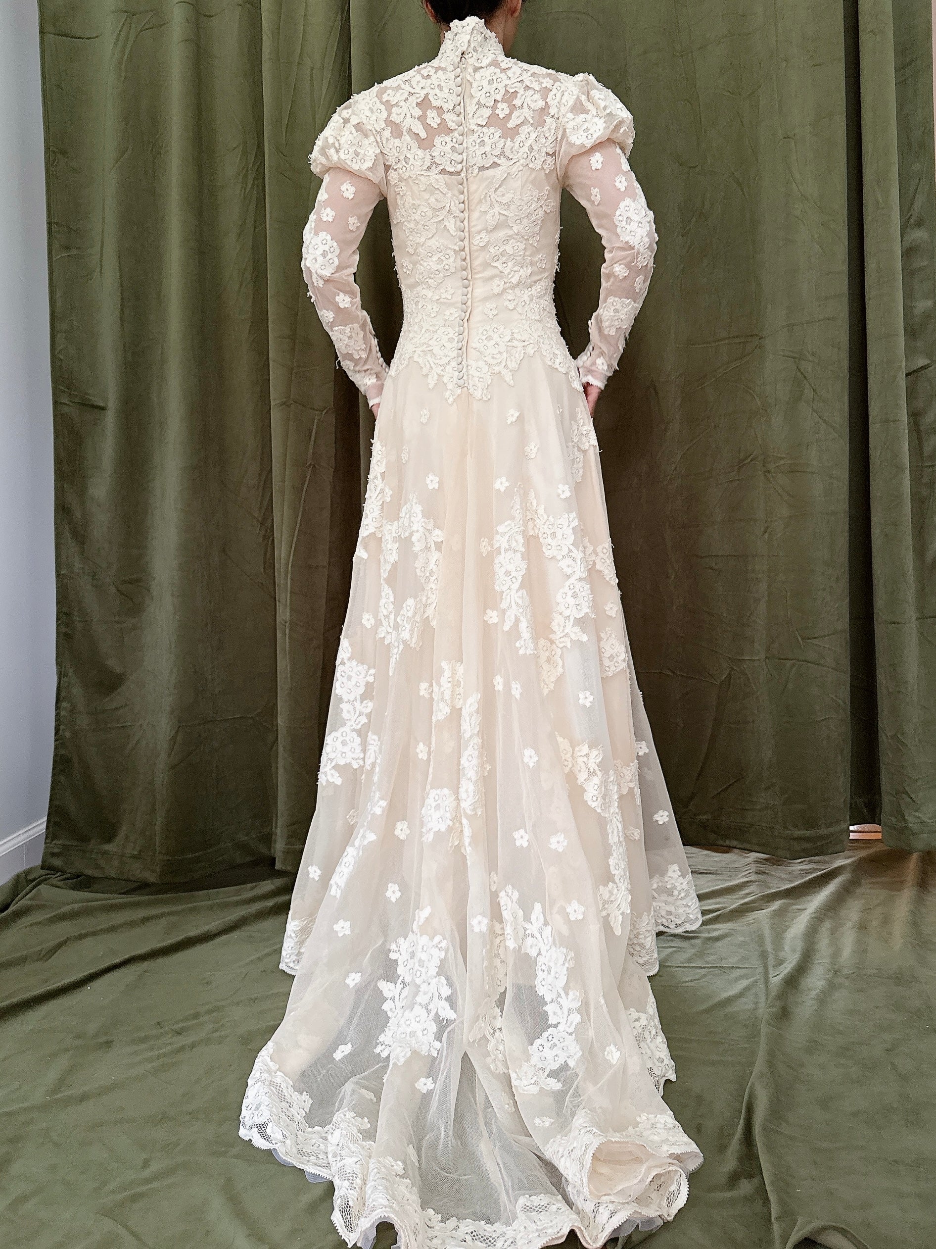 1960s Long Sleeve Lace Dress - XS