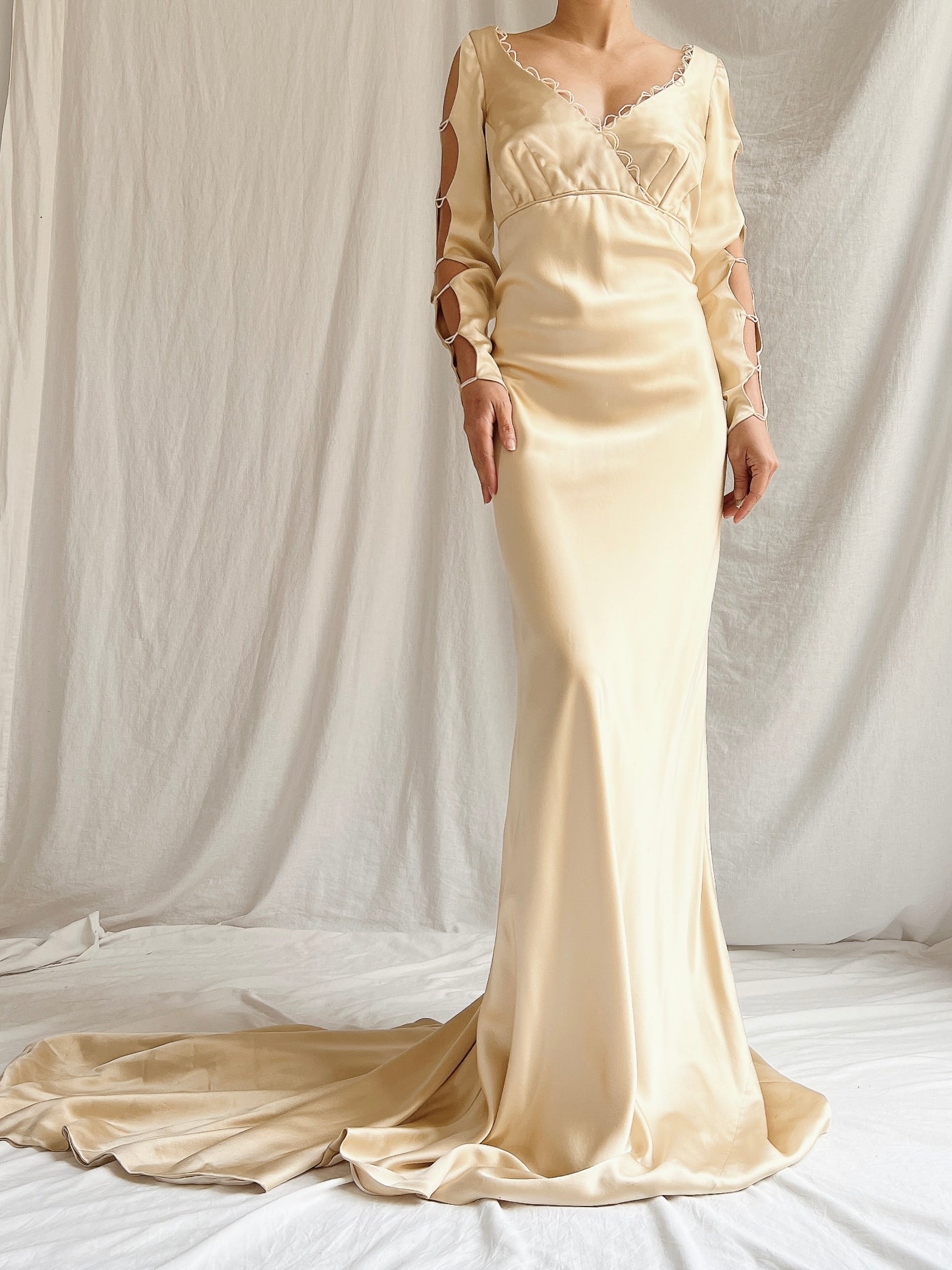 Vintage Gold/Champagne Silk Gown with Veil - S/M