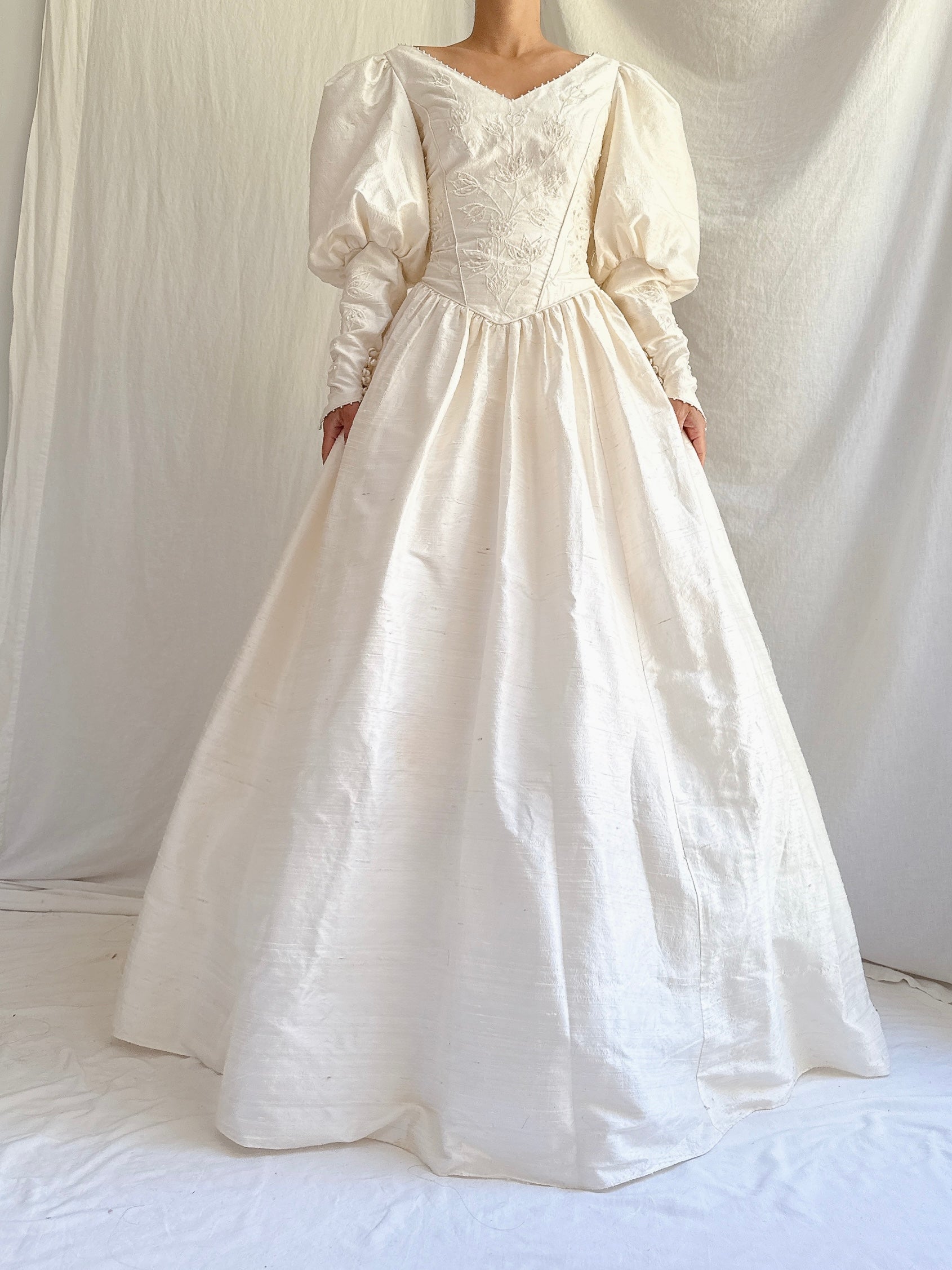 1980s Raw Silk Puff Sleeve Gown - 8/10