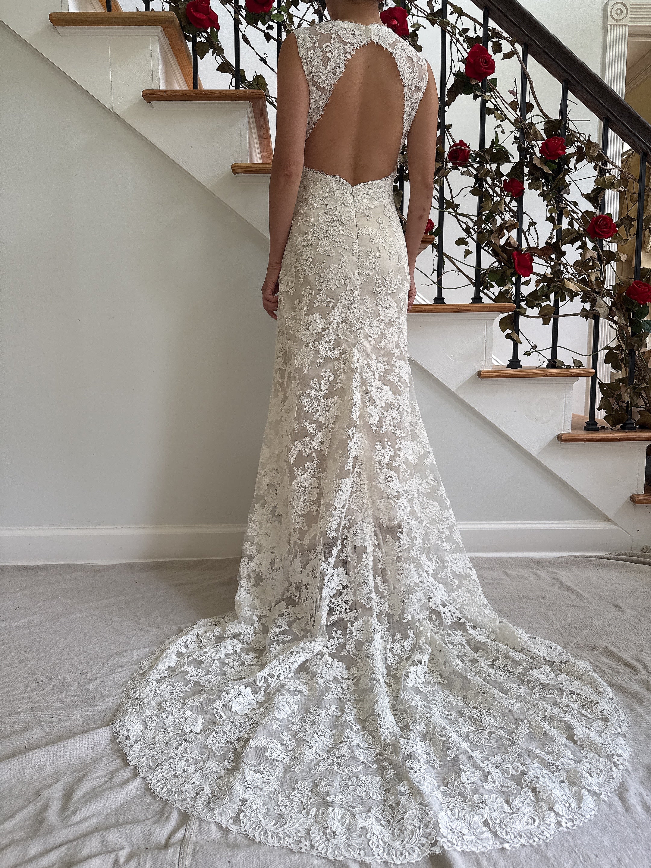 Vintage Corded Alecon Lace Gown - M/8