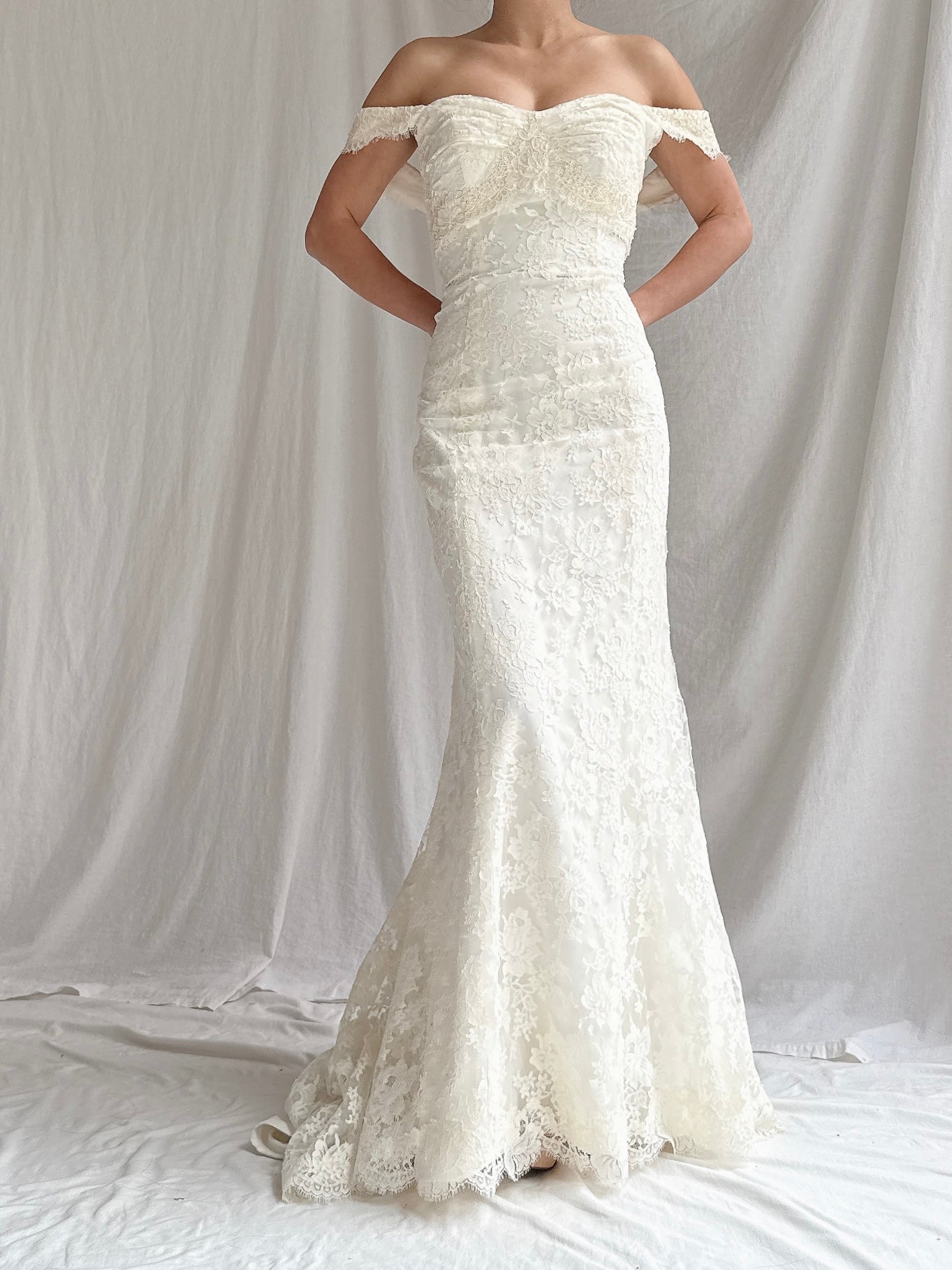 Vintage Lace Gown - S/M