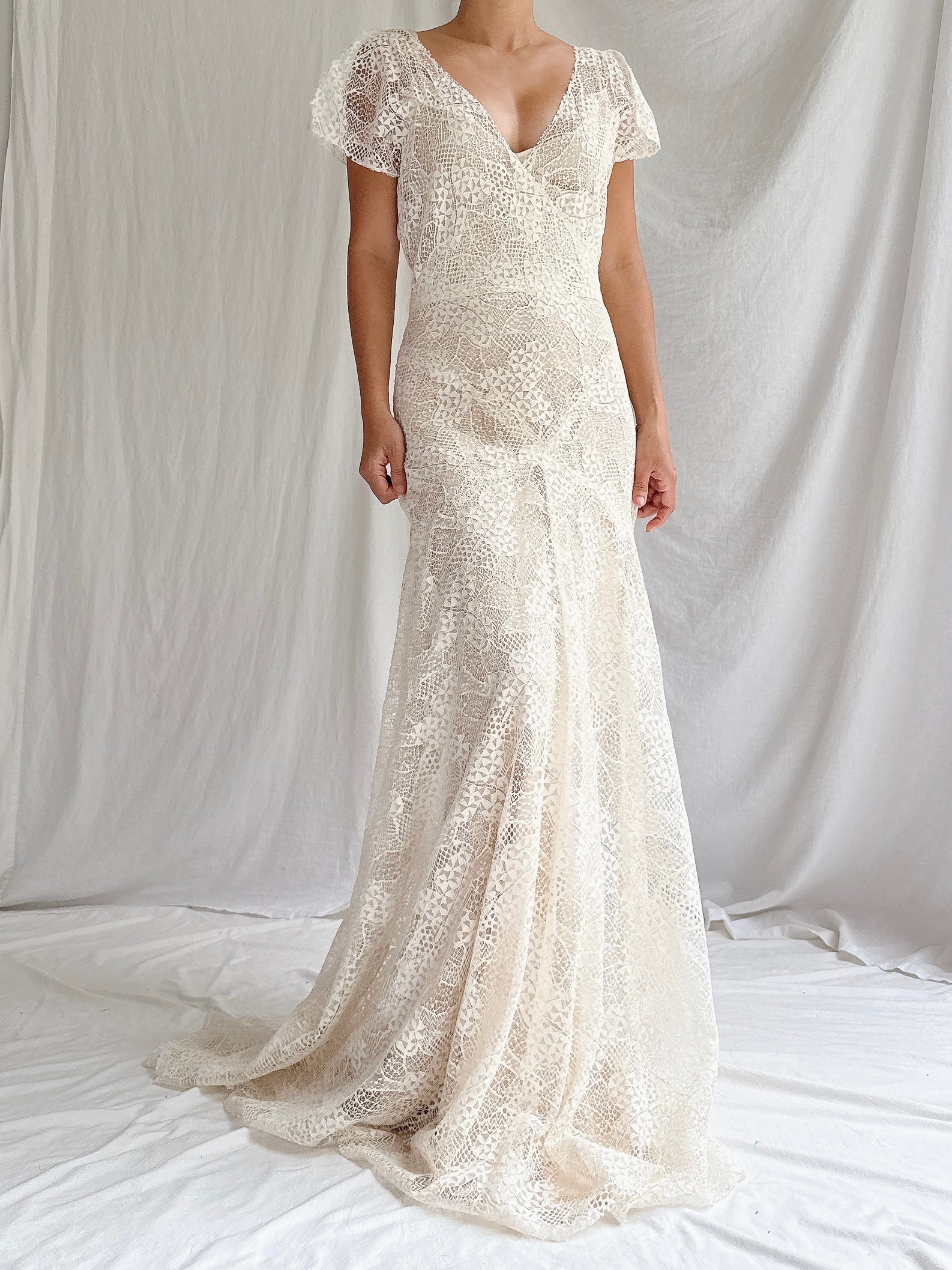 00 Monique Llhuilier Lace & Silk Gown - XS/2/4