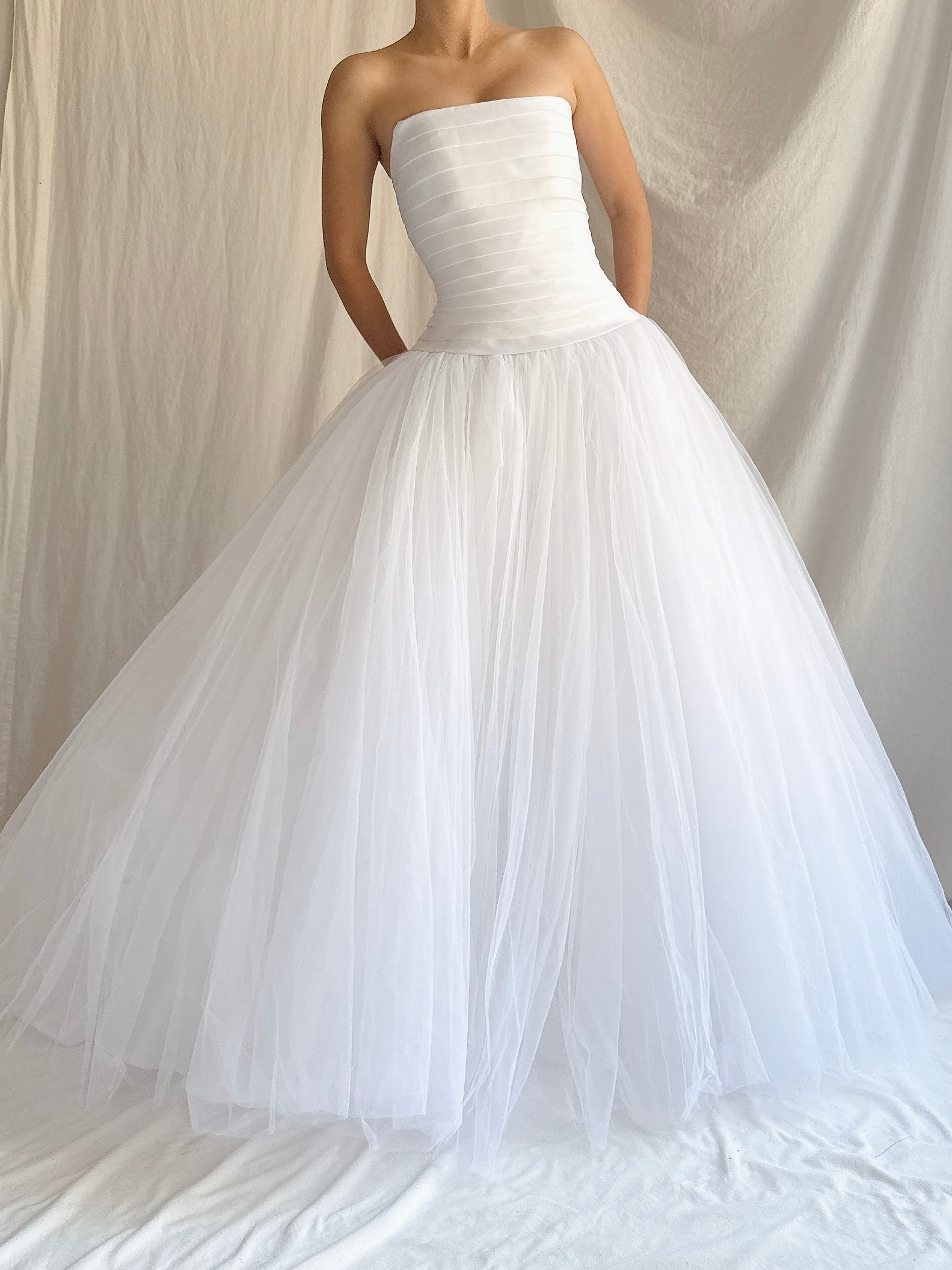 1990s Oleg Cassini White Tulle Gown - M/8