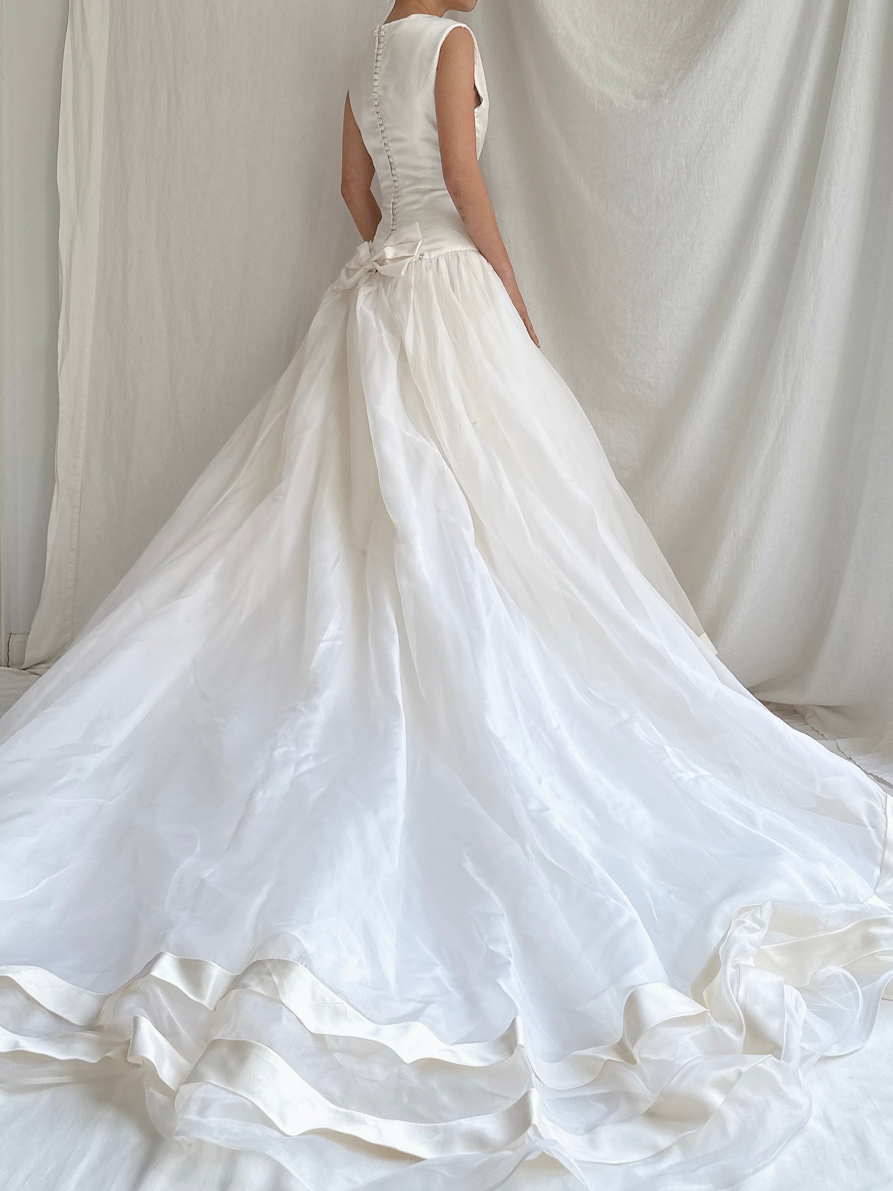 Vintage Nancy Issler Silk Organza Gown - M/6